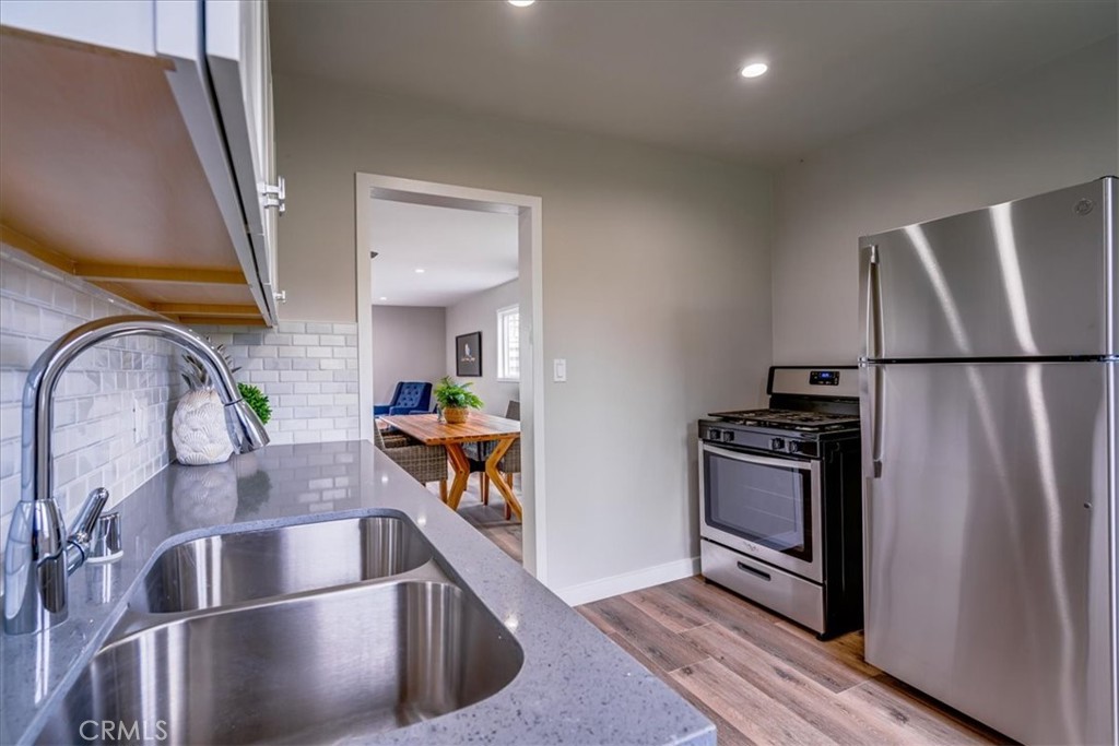 323 Culver Boulevard