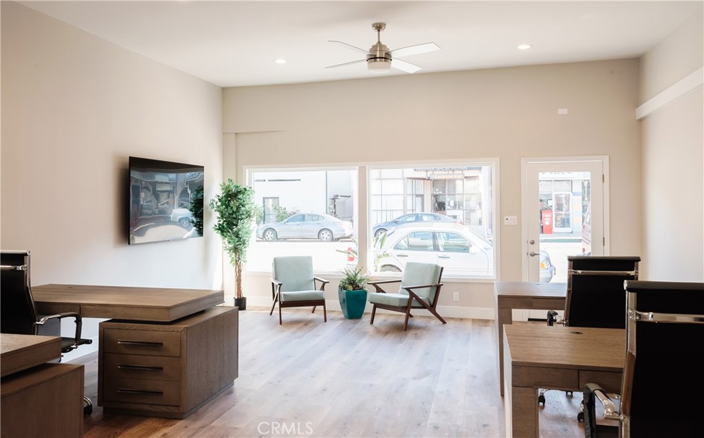 323 Culver Boulevard