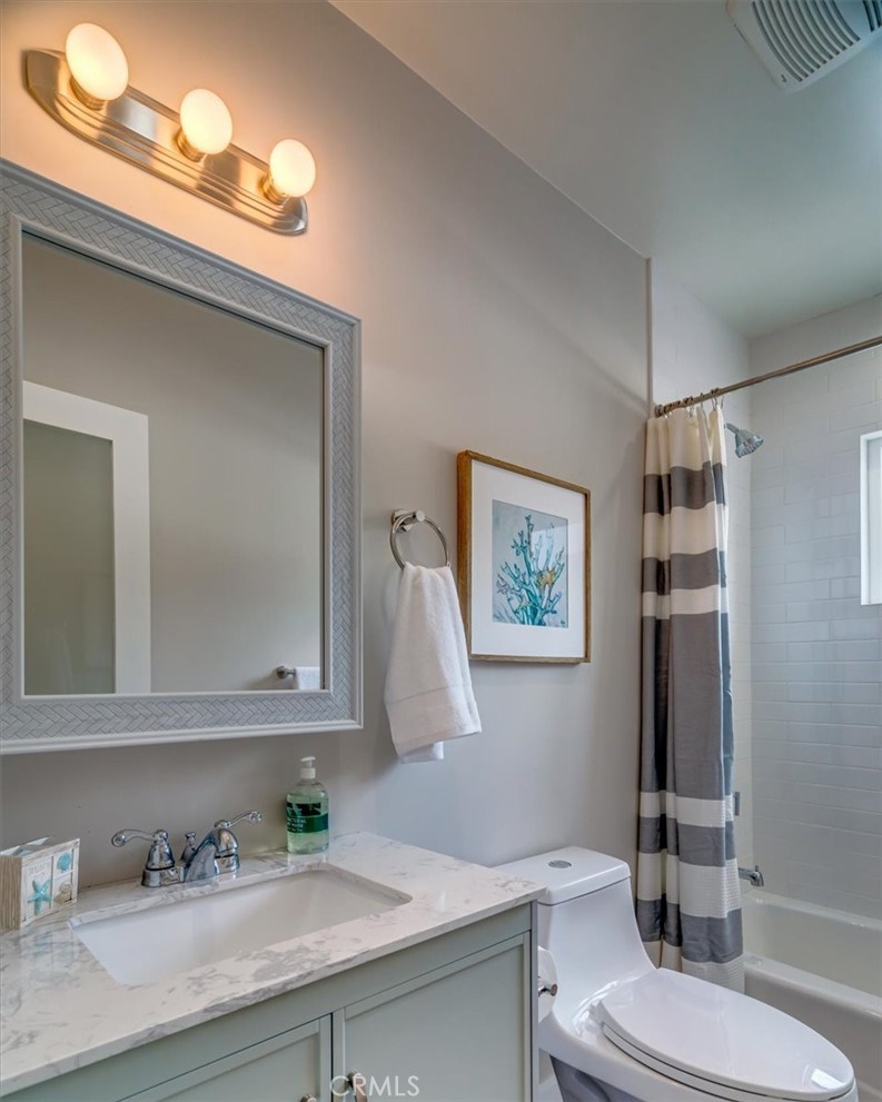 323 Culver Boulevard