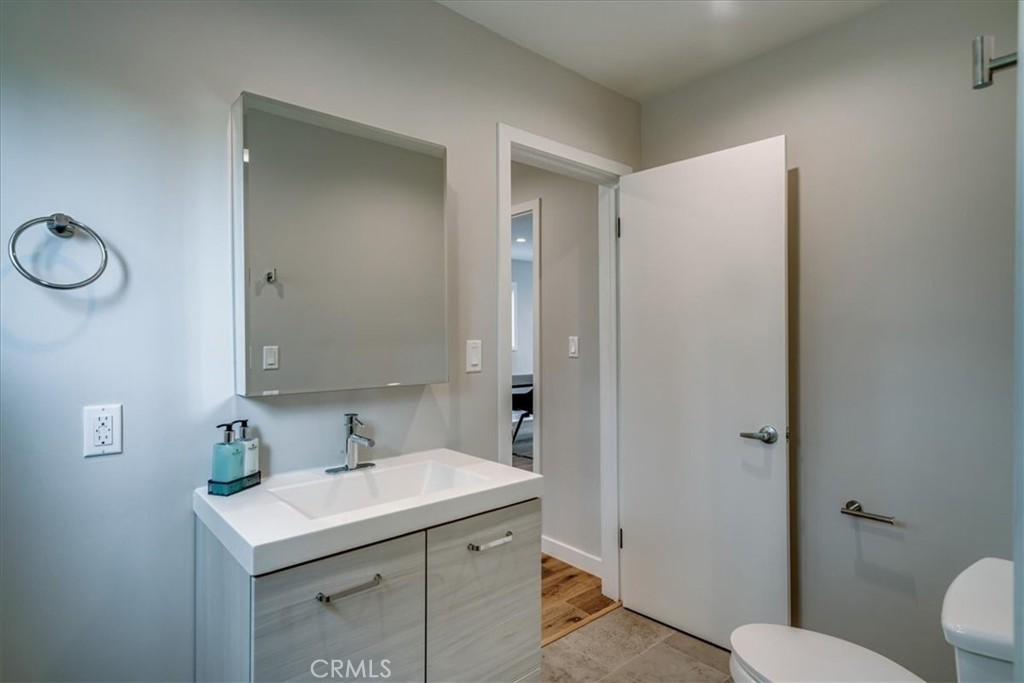 323 Culver Boulevard