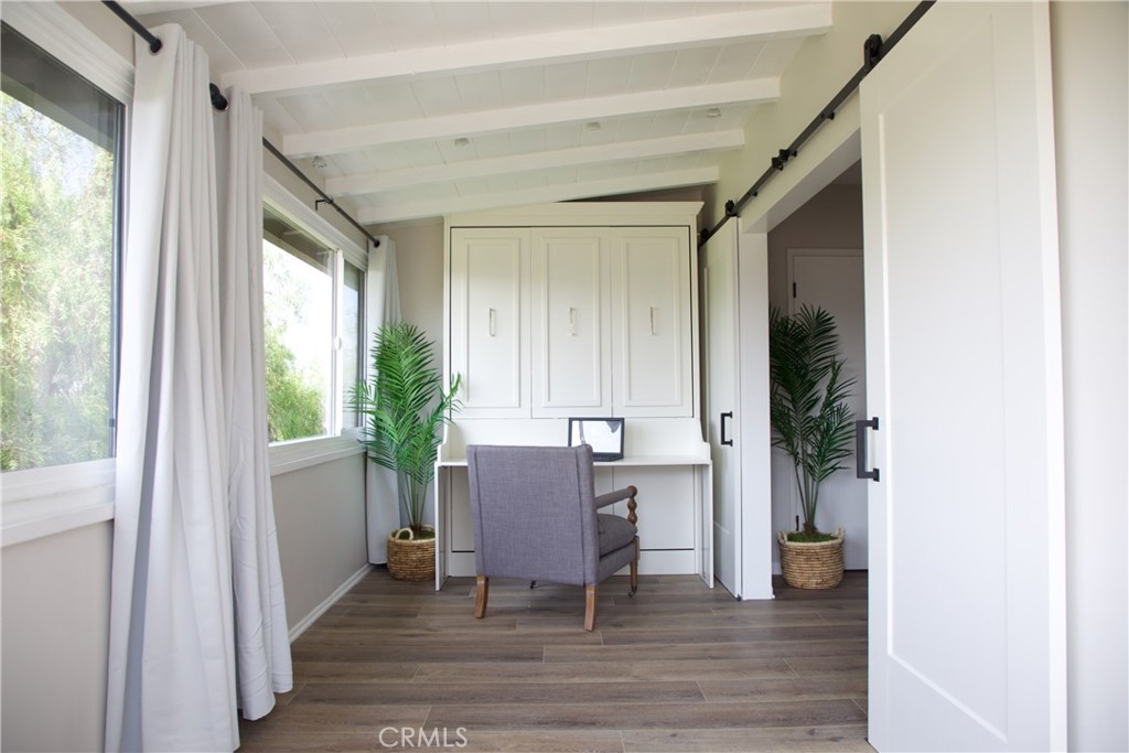 323 Culver Boulevard