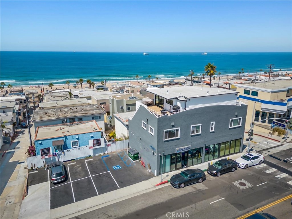 3921 Highland Avenue