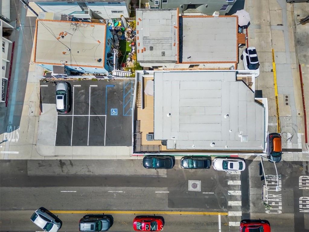 3921 Highland Avenue