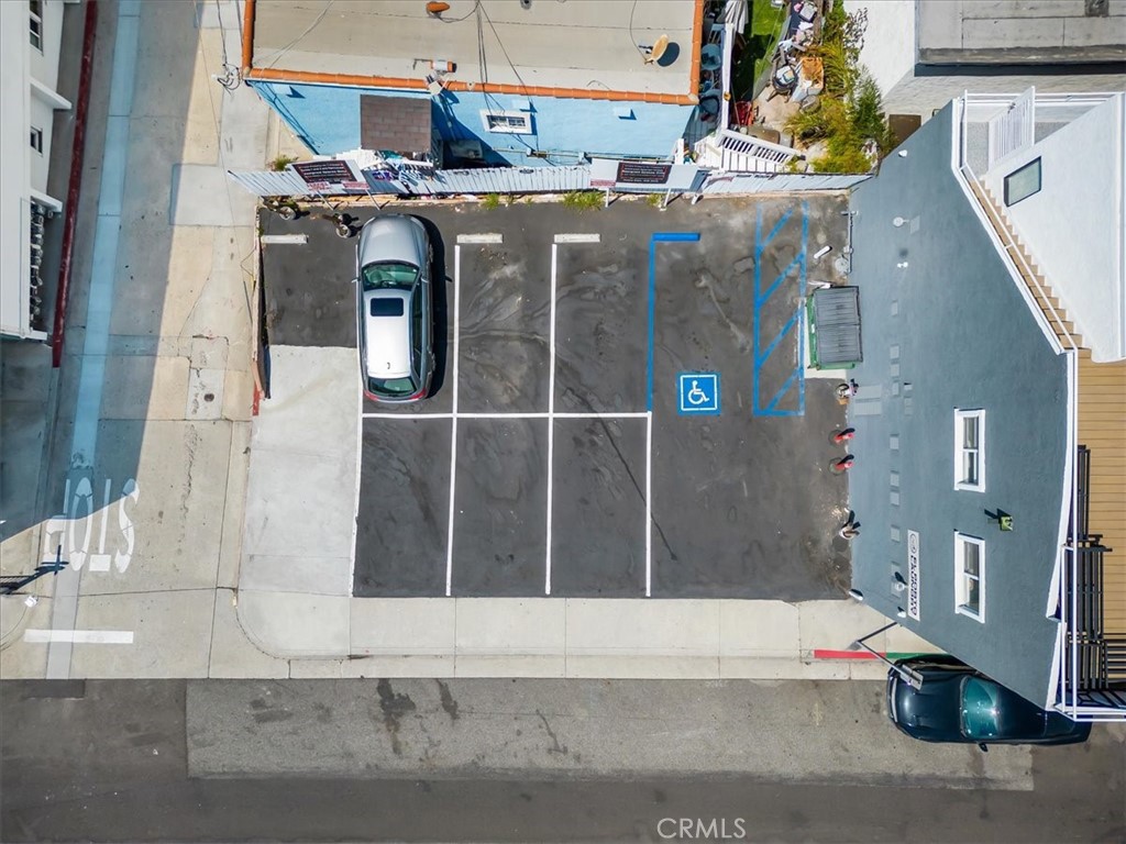 3921 Highland Avenue