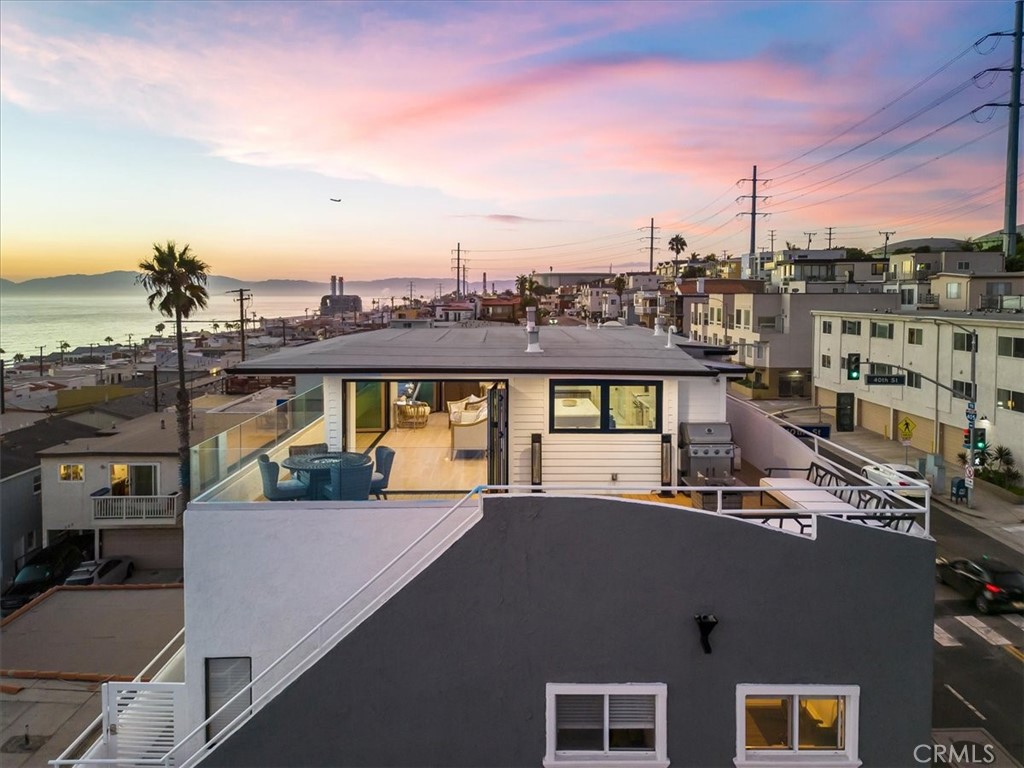 3921 Highland Avenue