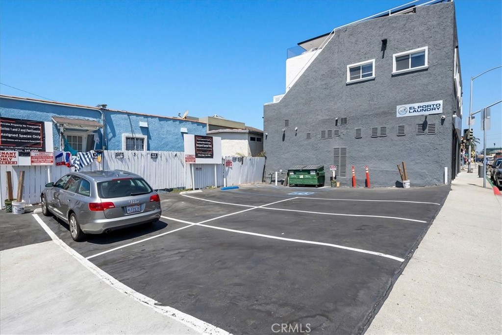 3921 Highland Avenue
