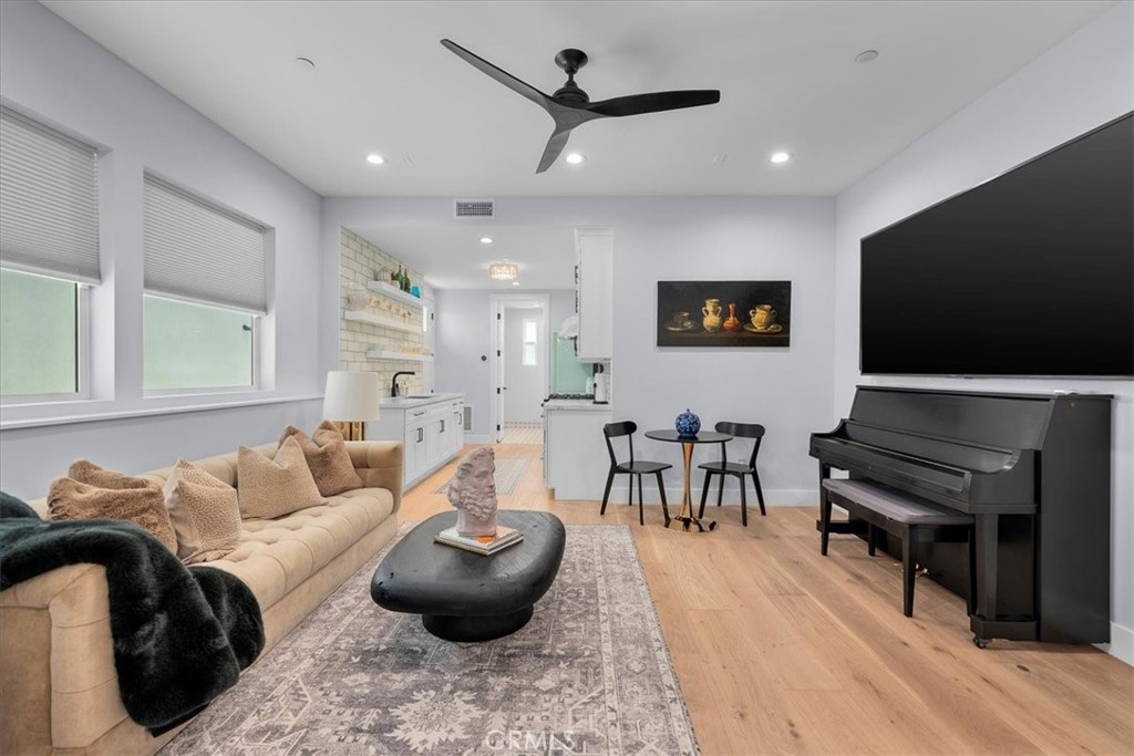 507 N Maria Avenue A