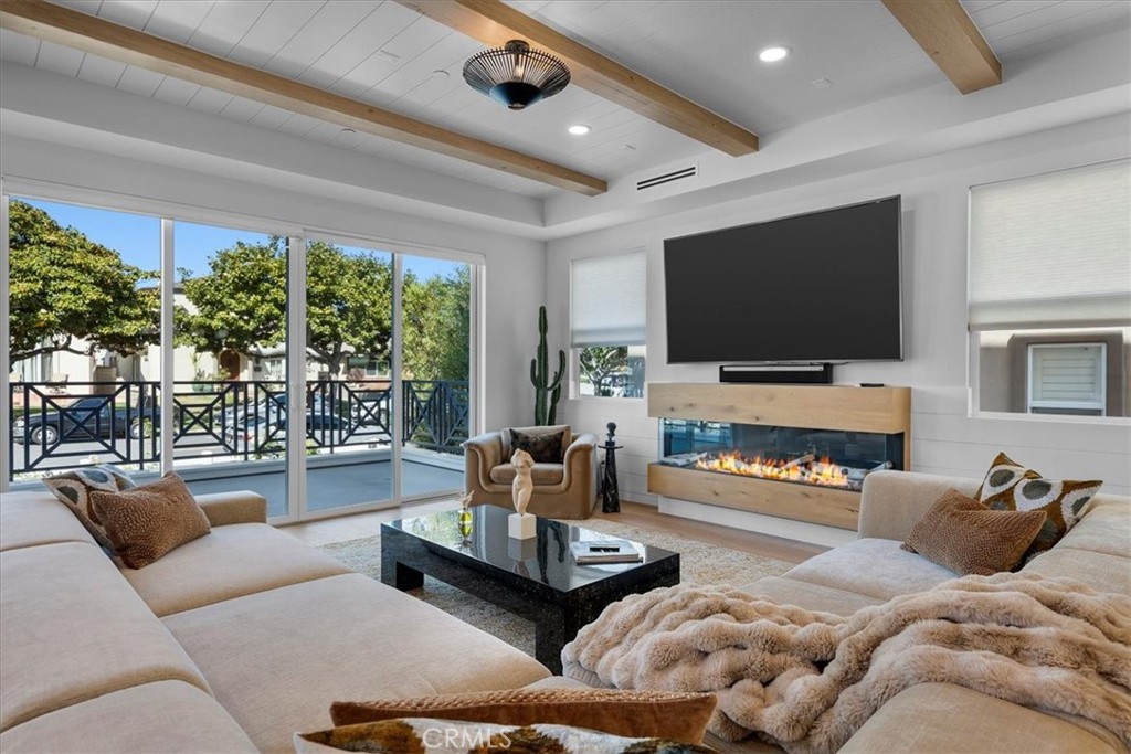 507 N Maria Avenue A