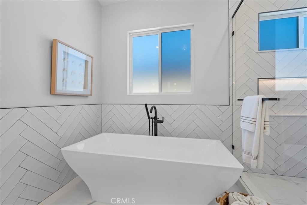 507 N Maria Avenue A