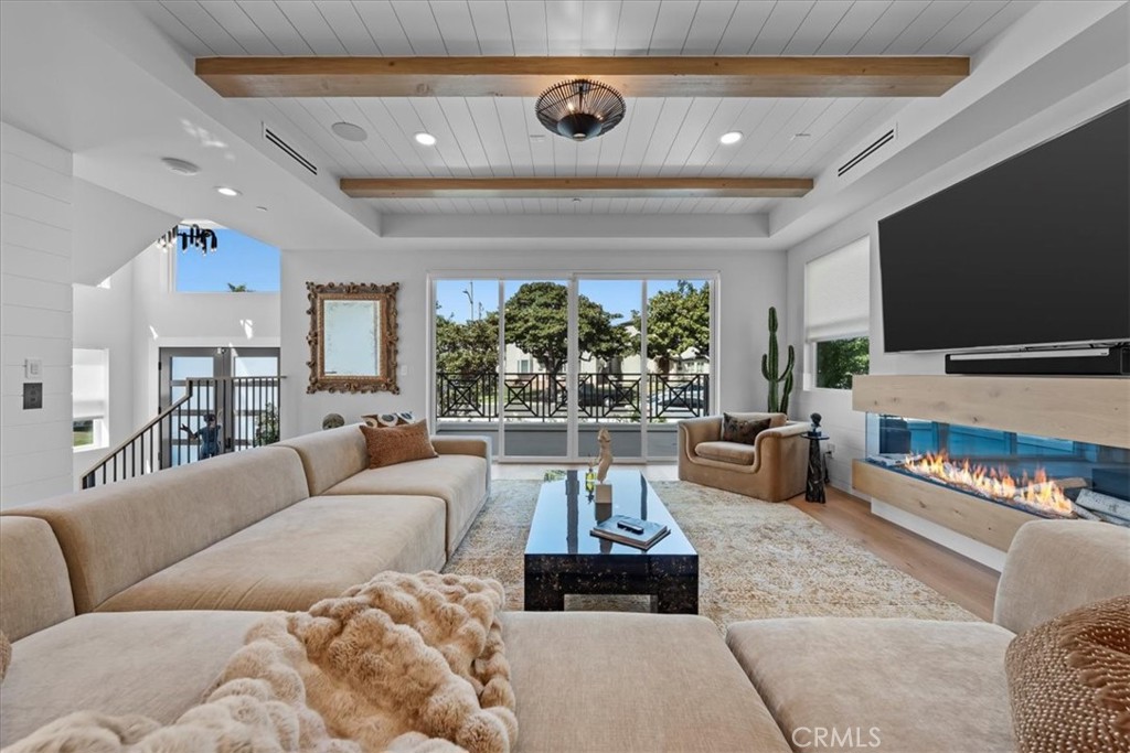 507 N Maria Avenue A