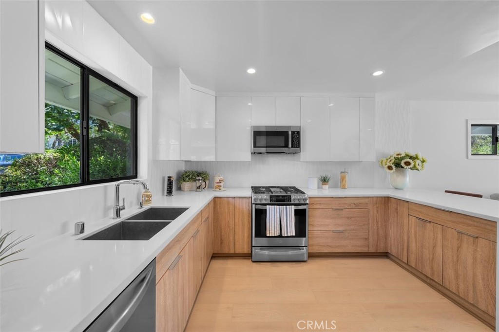 4515 Sugarhill Drive