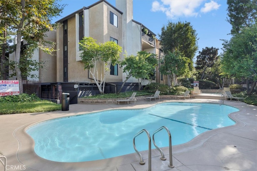 8675 Falmouth Avenue 109