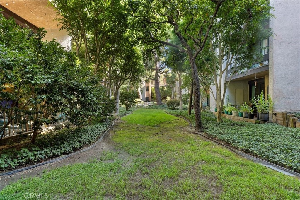 8675 Falmouth Avenue 109