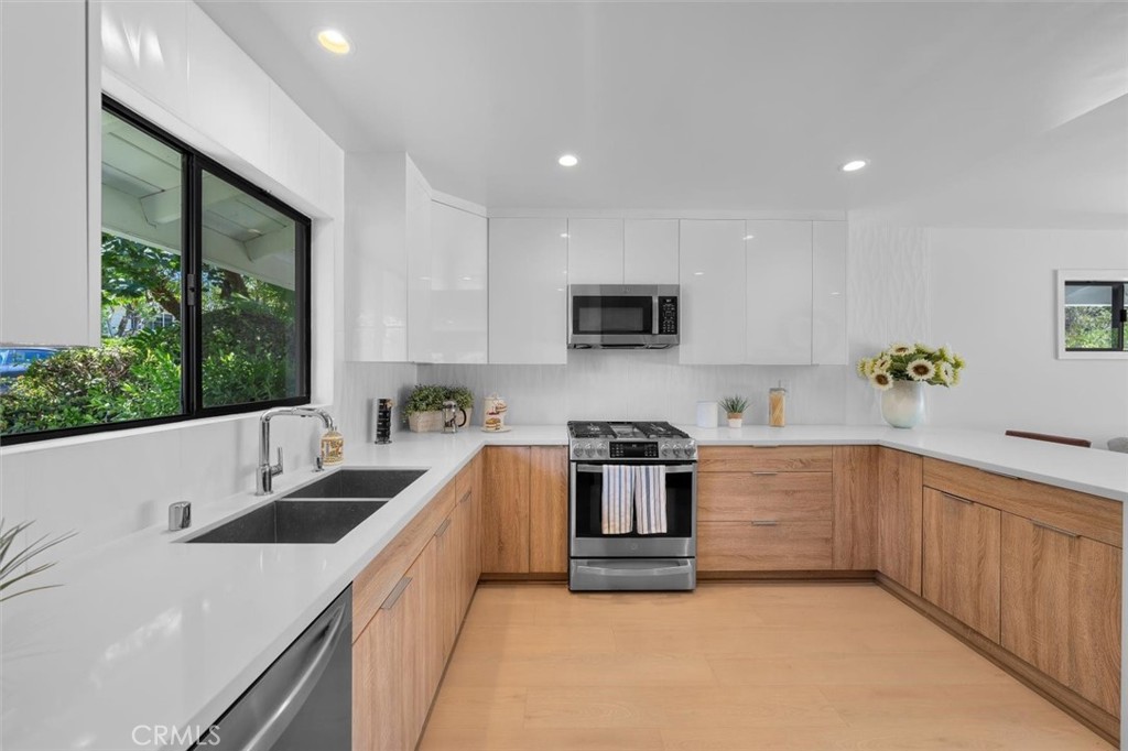 4515 Sugarhill Drive