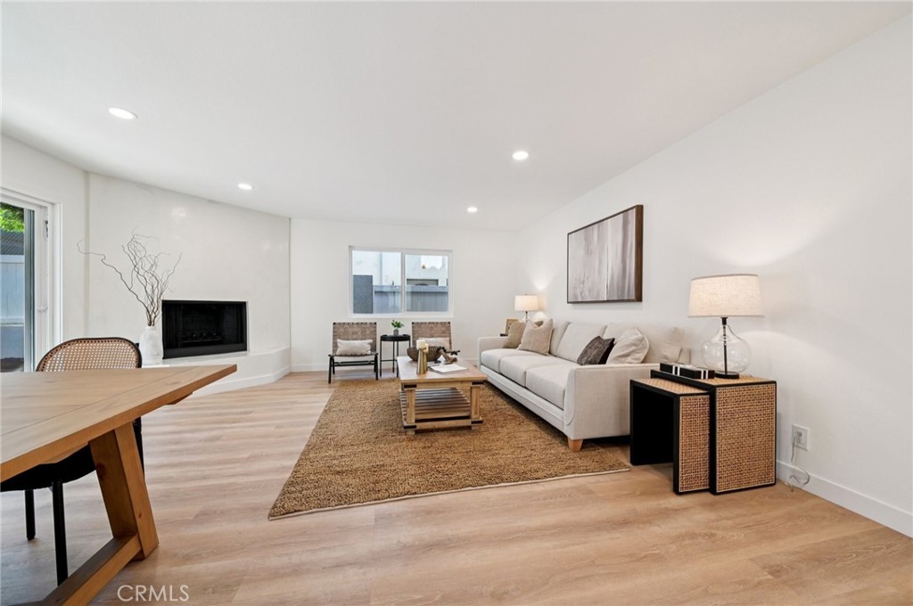 1118 Vincent Street B