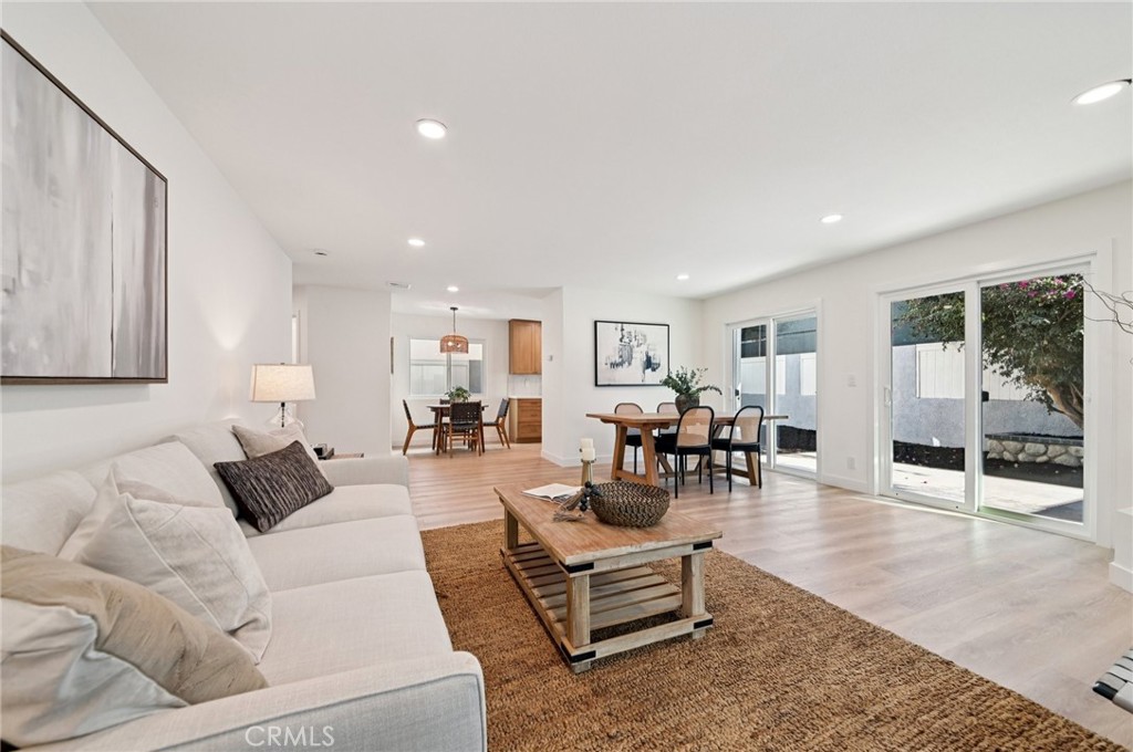 1118 Vincent Street B