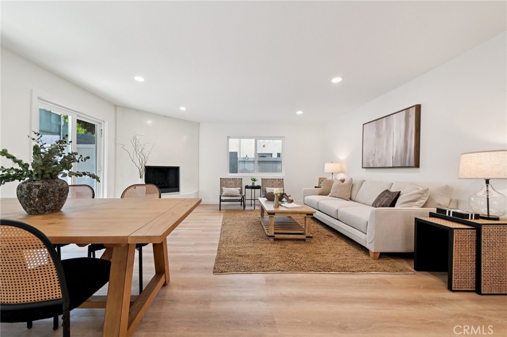 1118 Vincent Street B