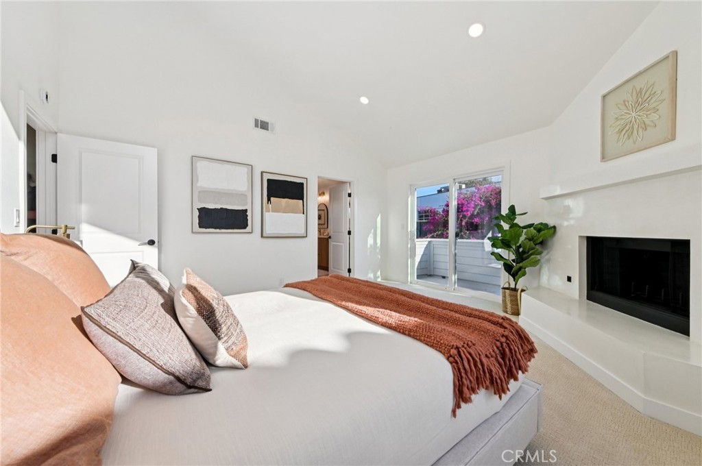 1118 Vincent Street B