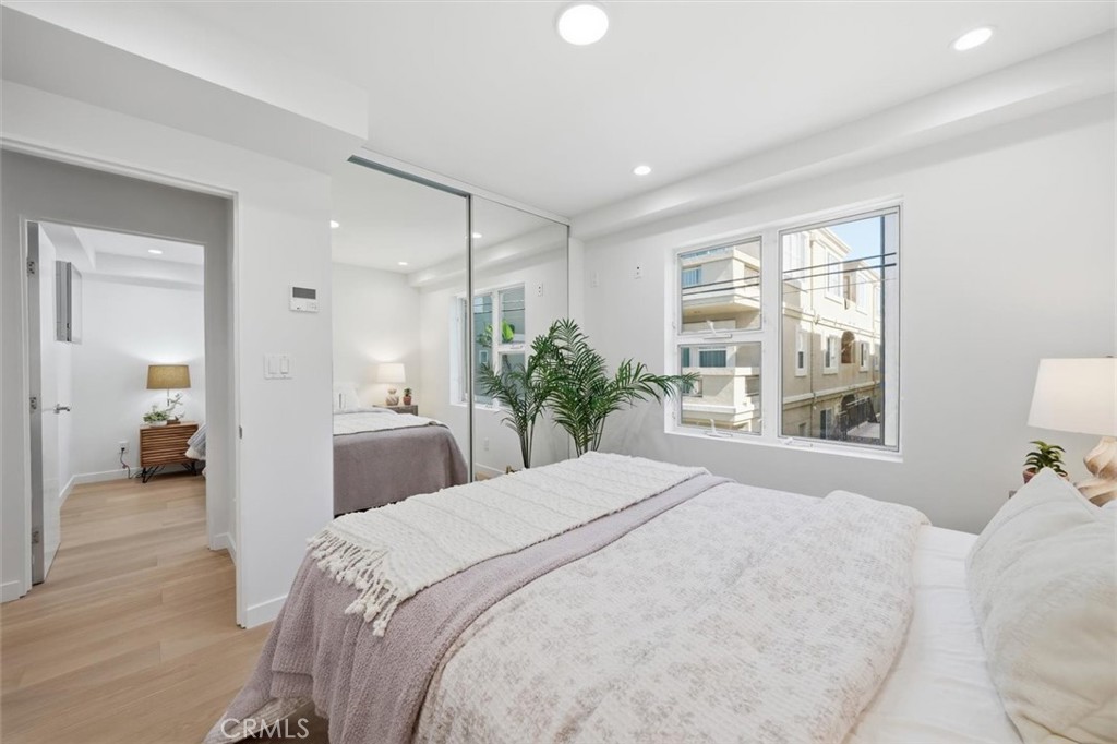 425 23rd Place
