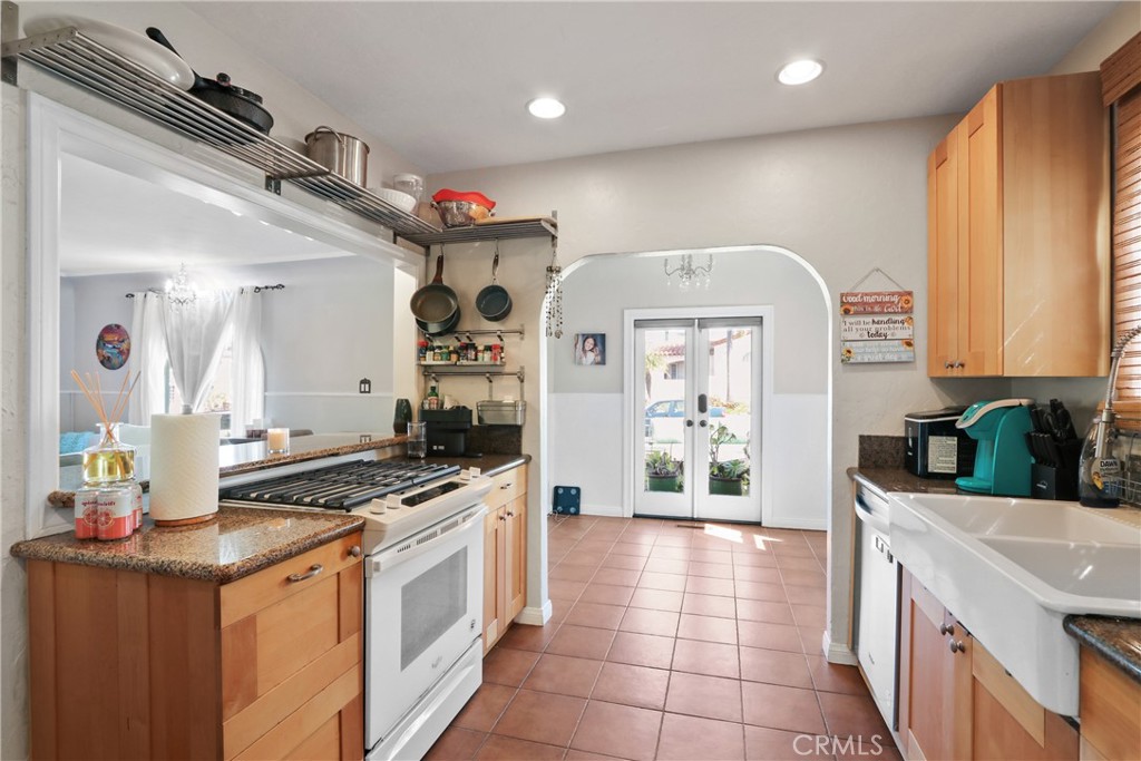 418 Miramar Drive