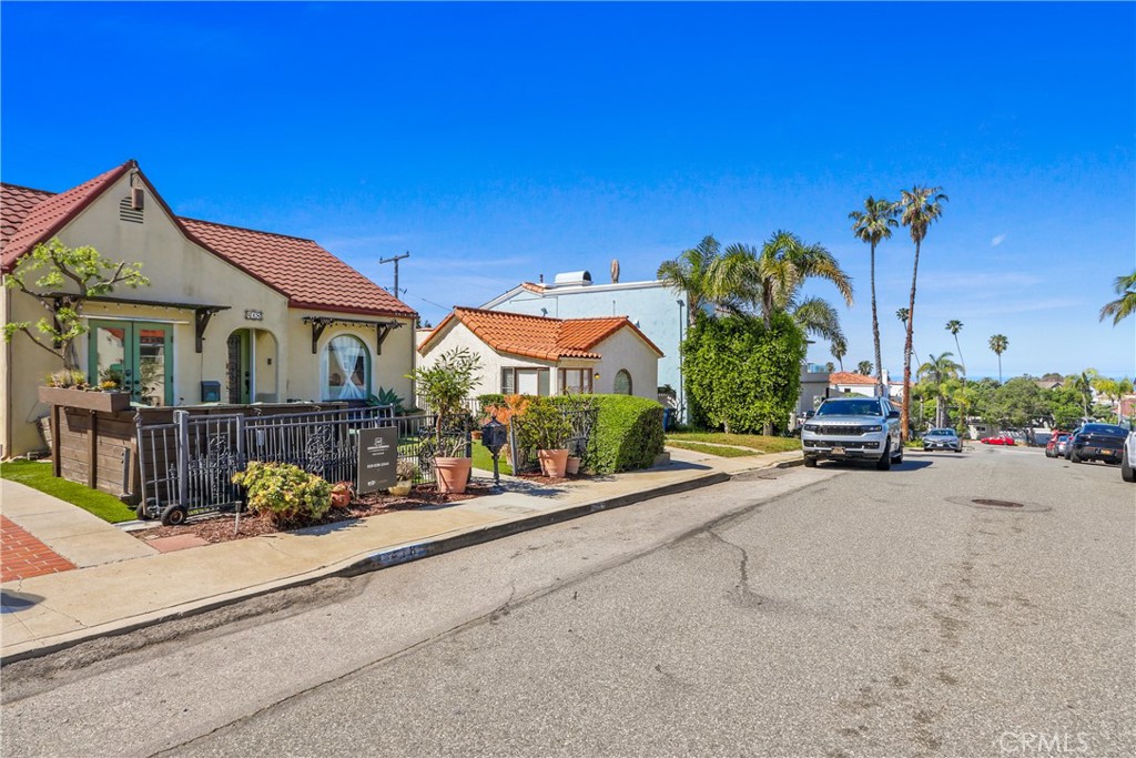 418 Miramar Drive