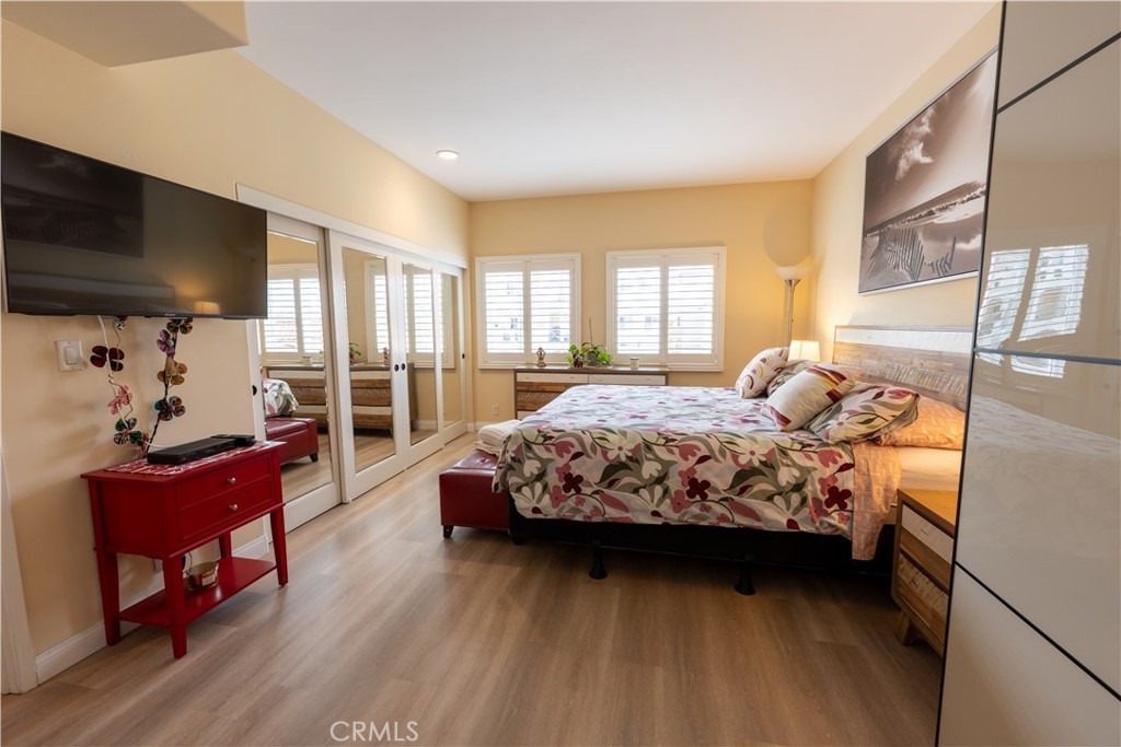 5500 Torrance Blvd A211