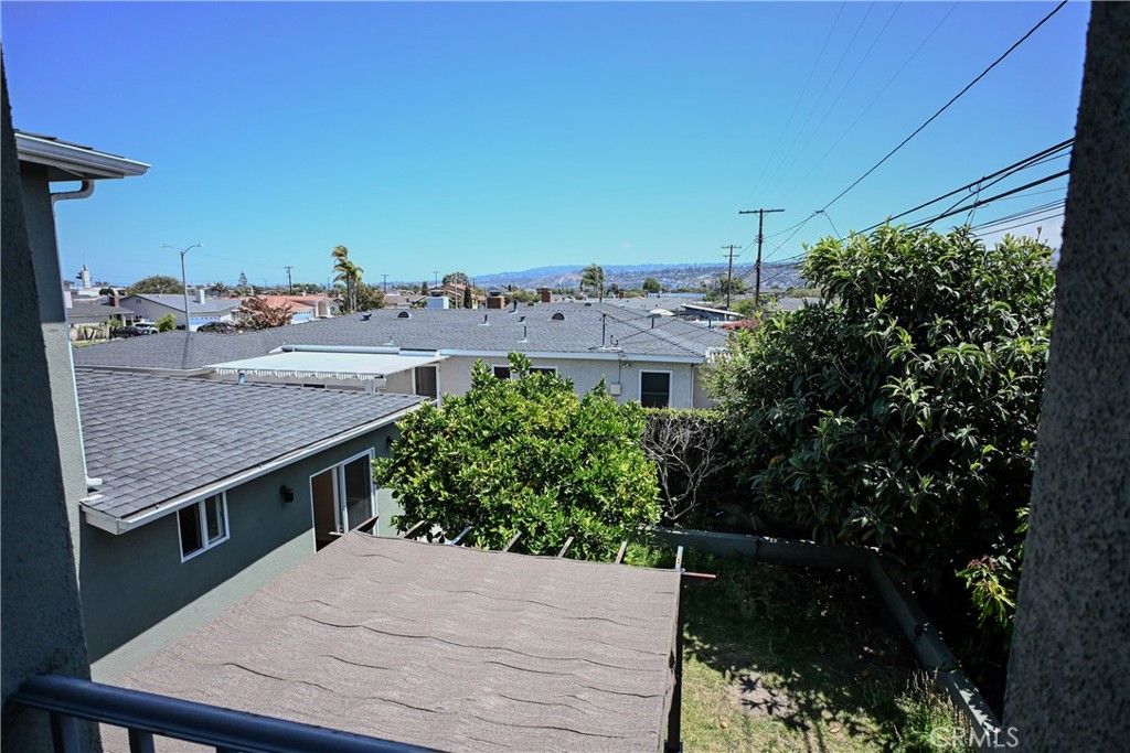 22411 Anza