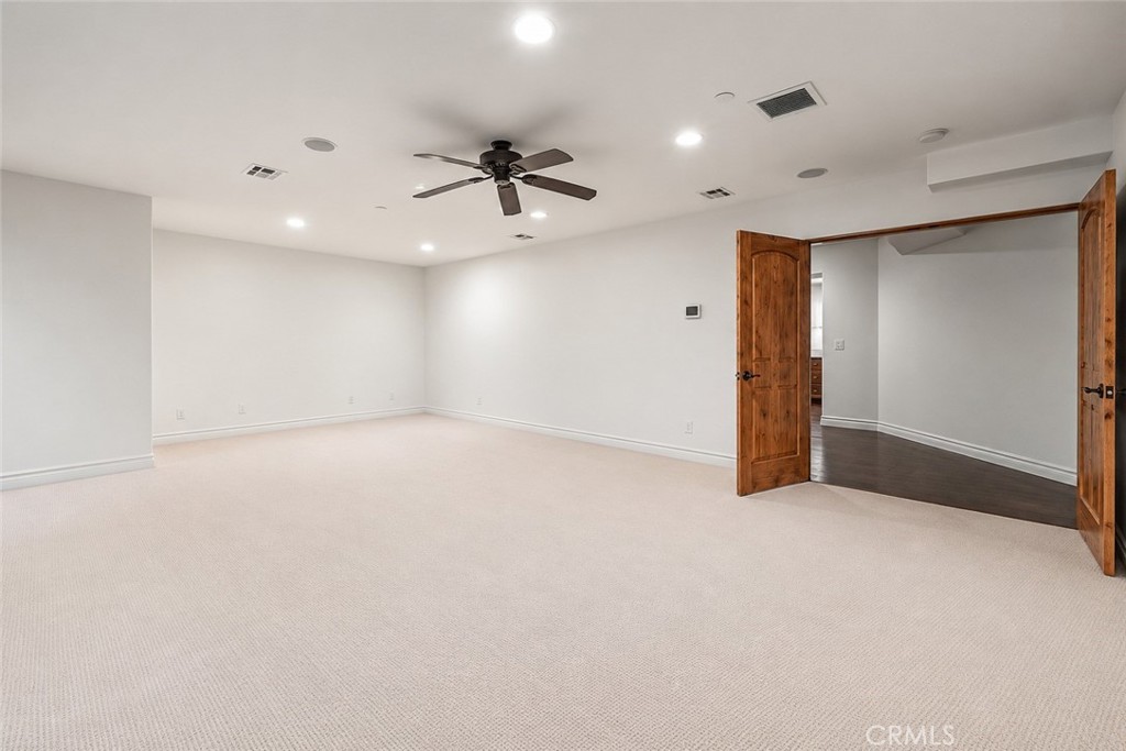 725 Dogwood W