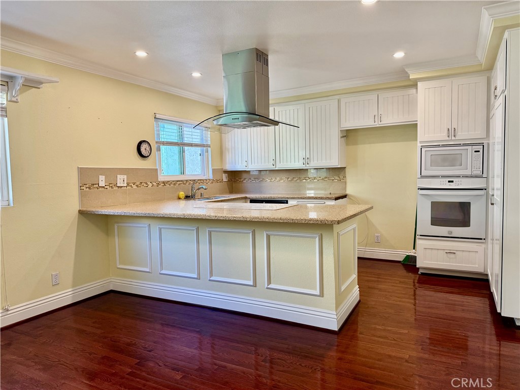 415 2nd St