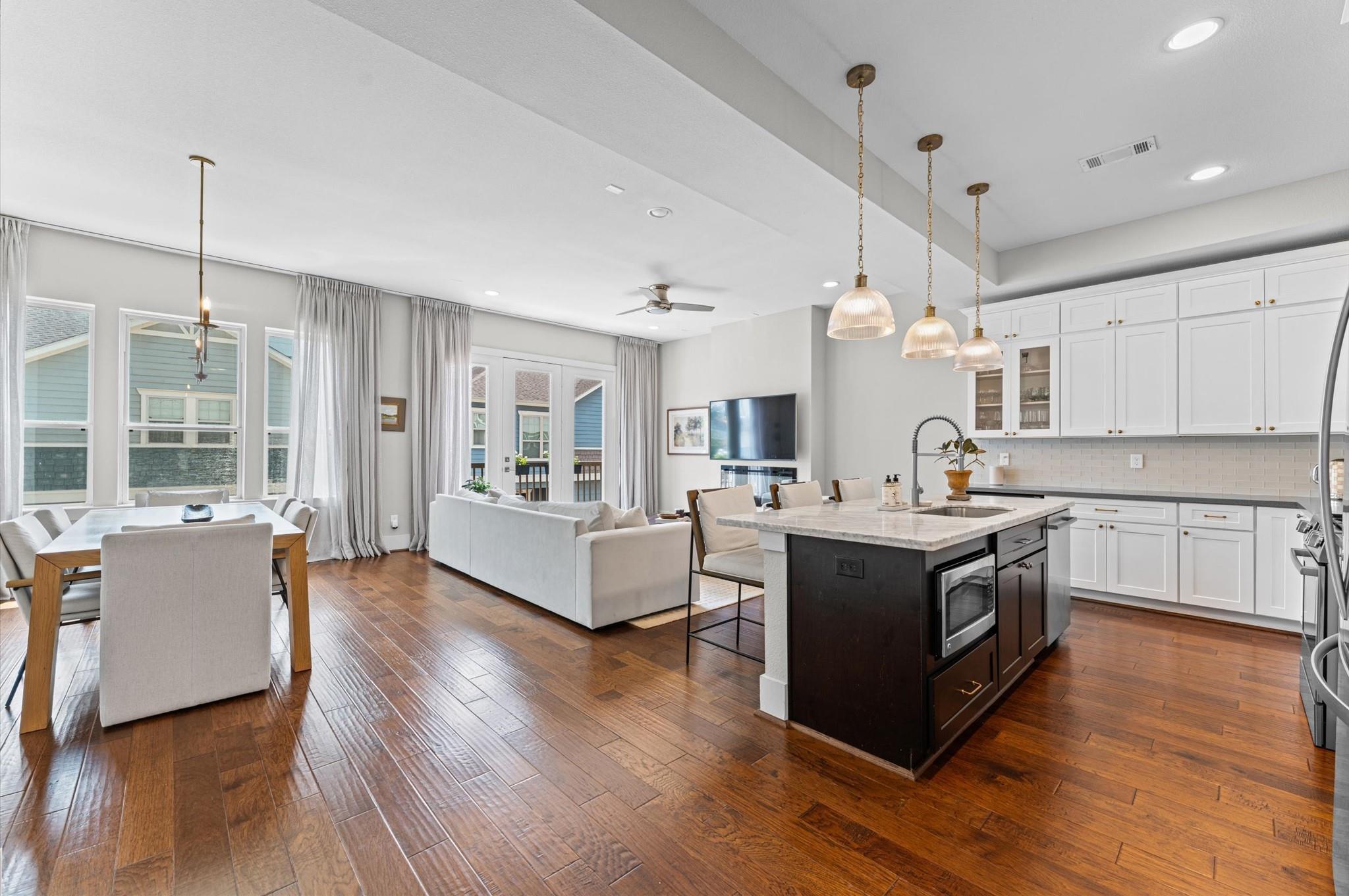 910 W 18th Street # B