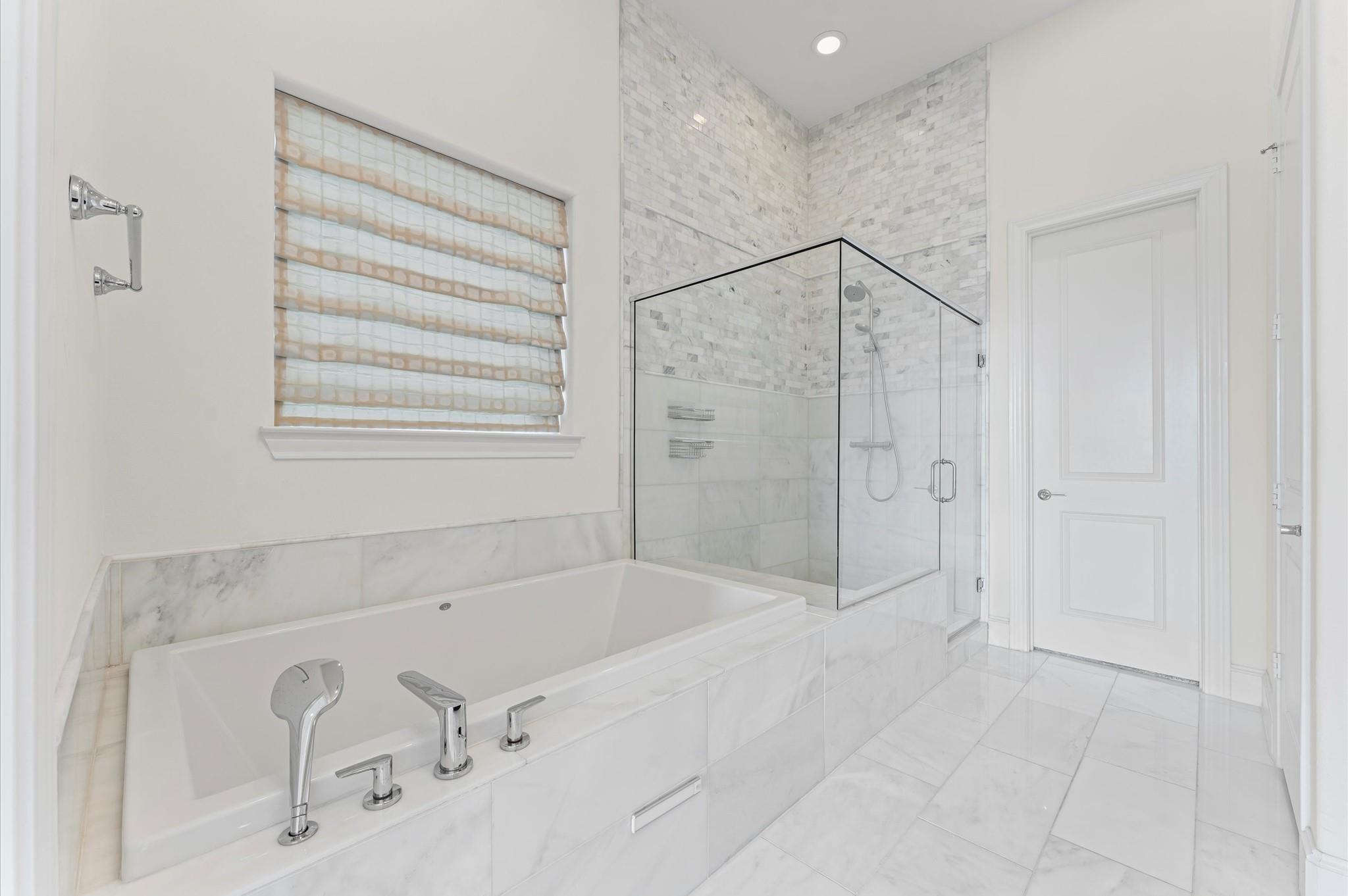 9635 Riddlewood Lane, Houston