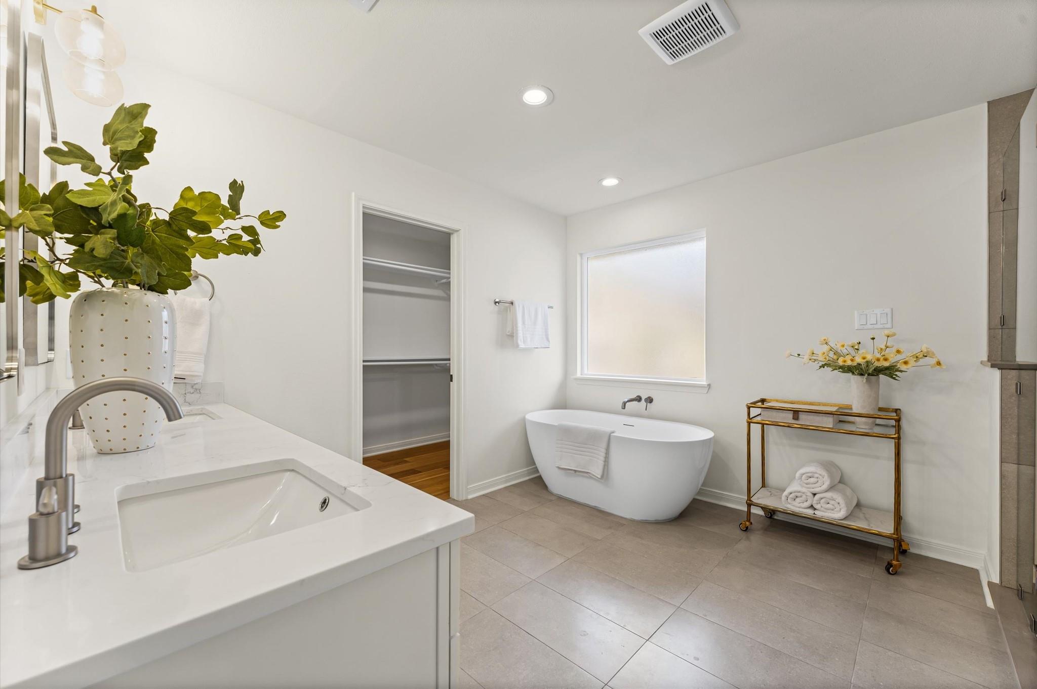 2630 Shadowdale Drive