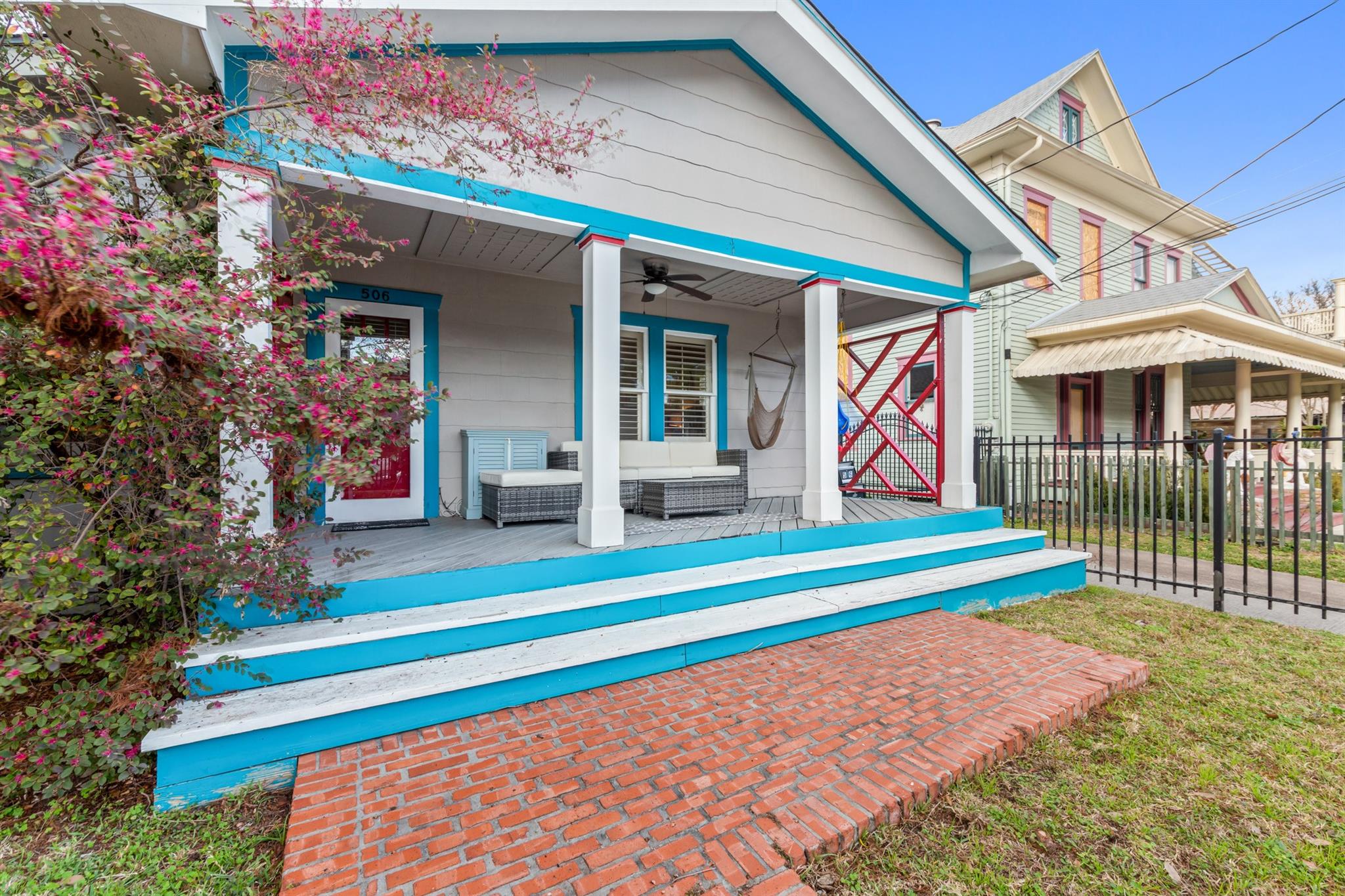 506 Willard Street
