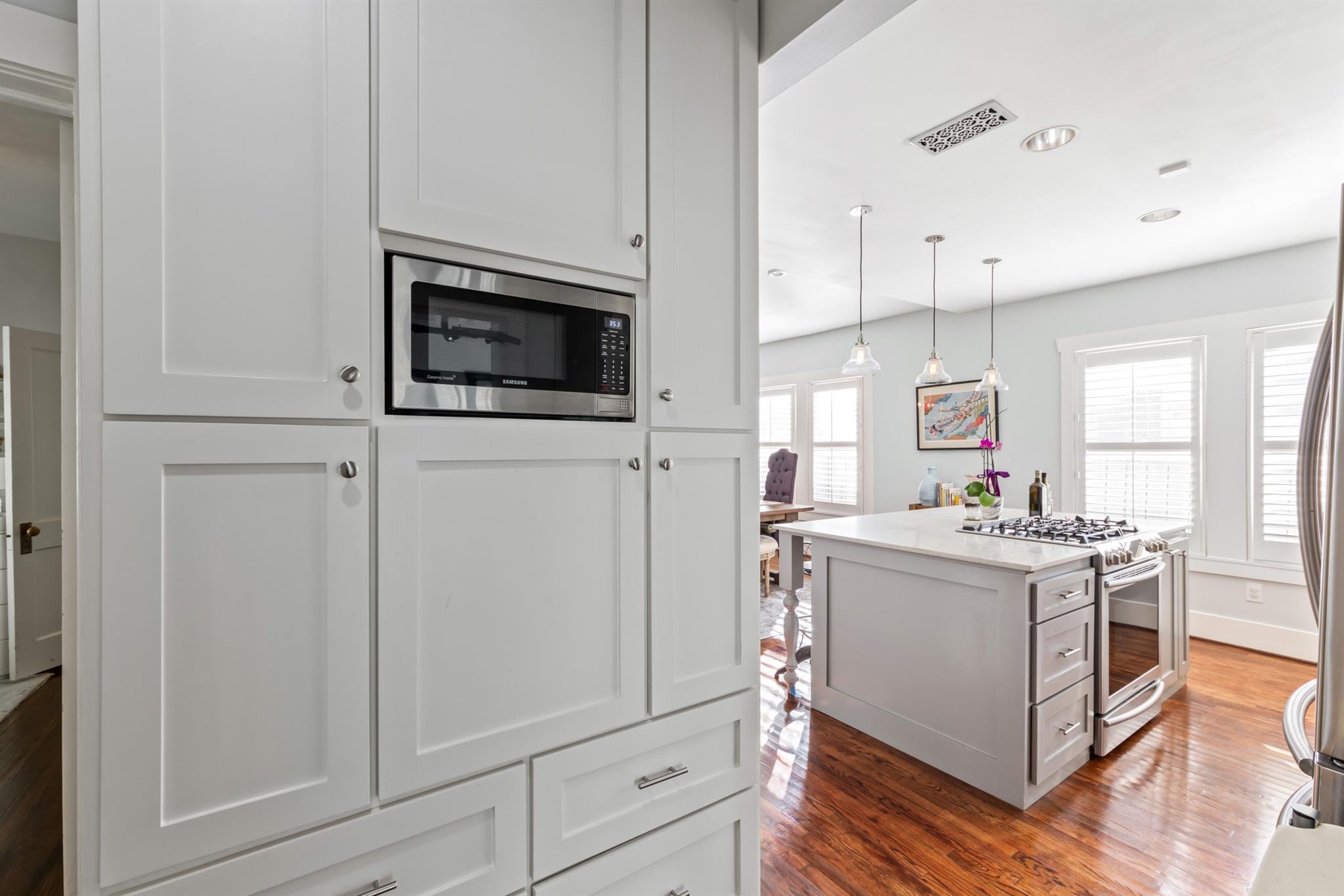 506 Willard Street