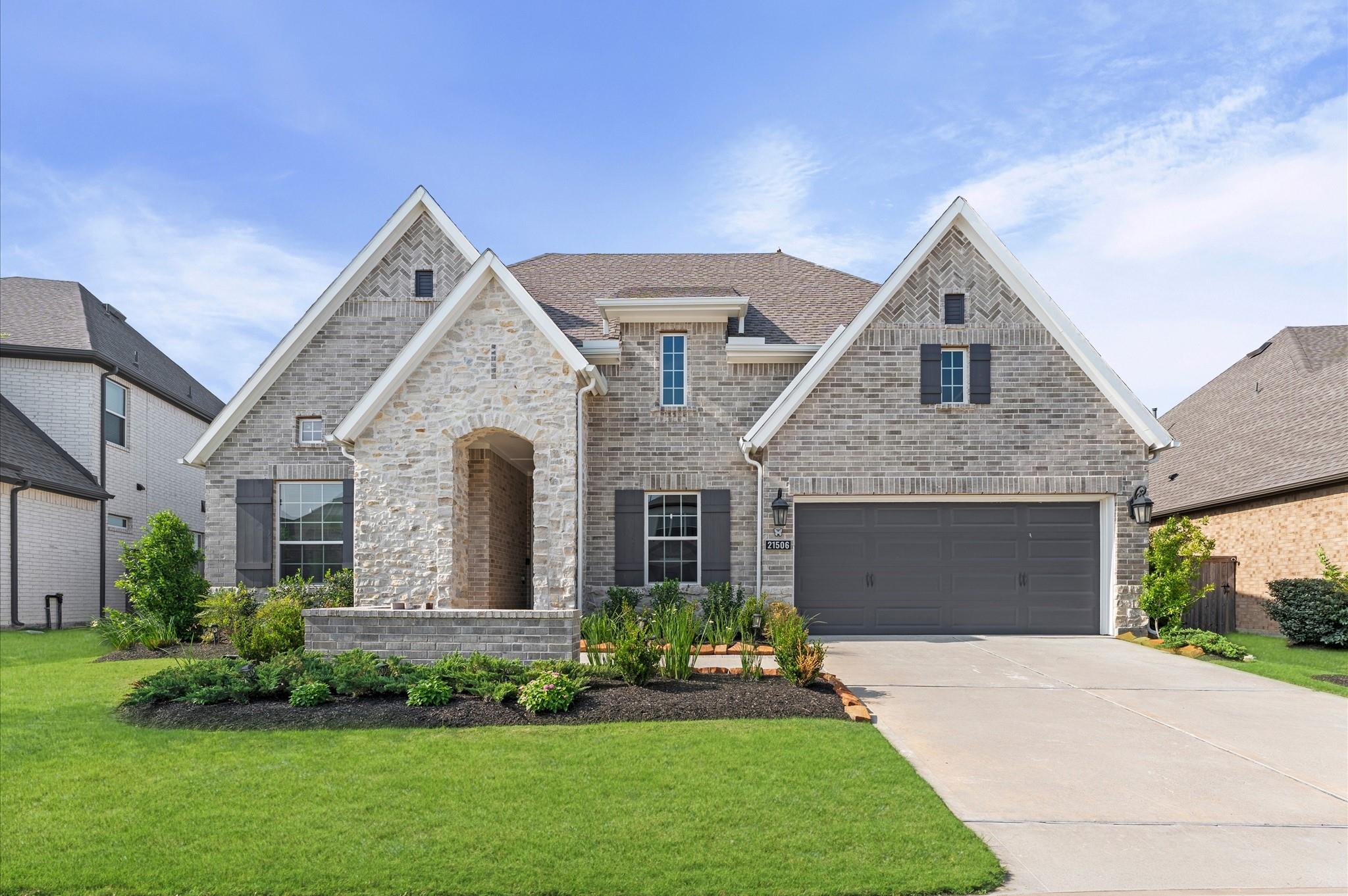 21506 Snake Herb Lane