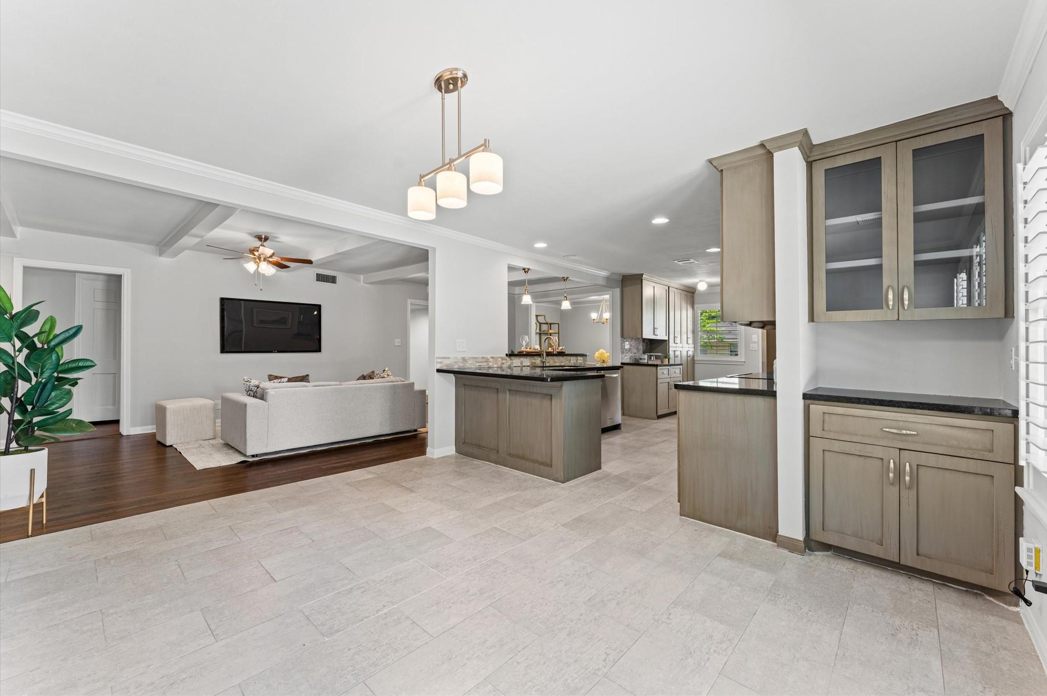 4630 Creekbend Drive