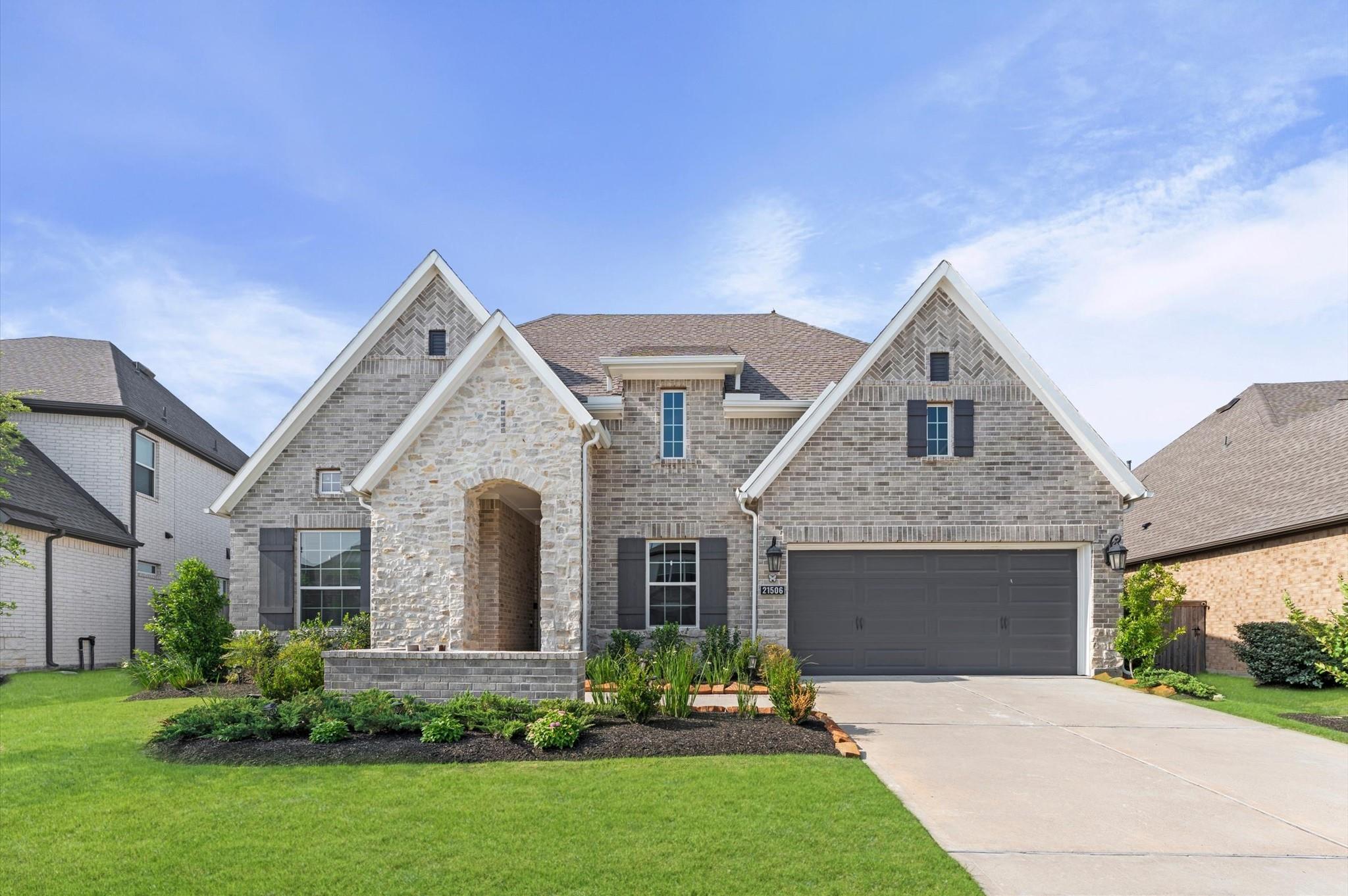 21506 Snake Herb Lane