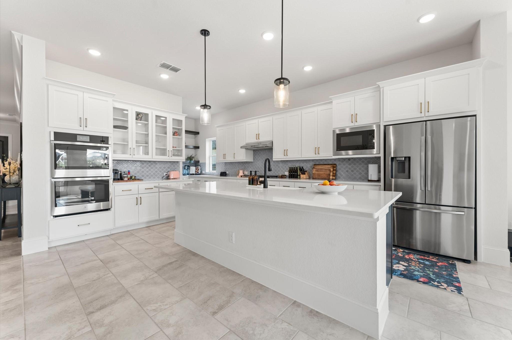 21506 Snake Herb Lane