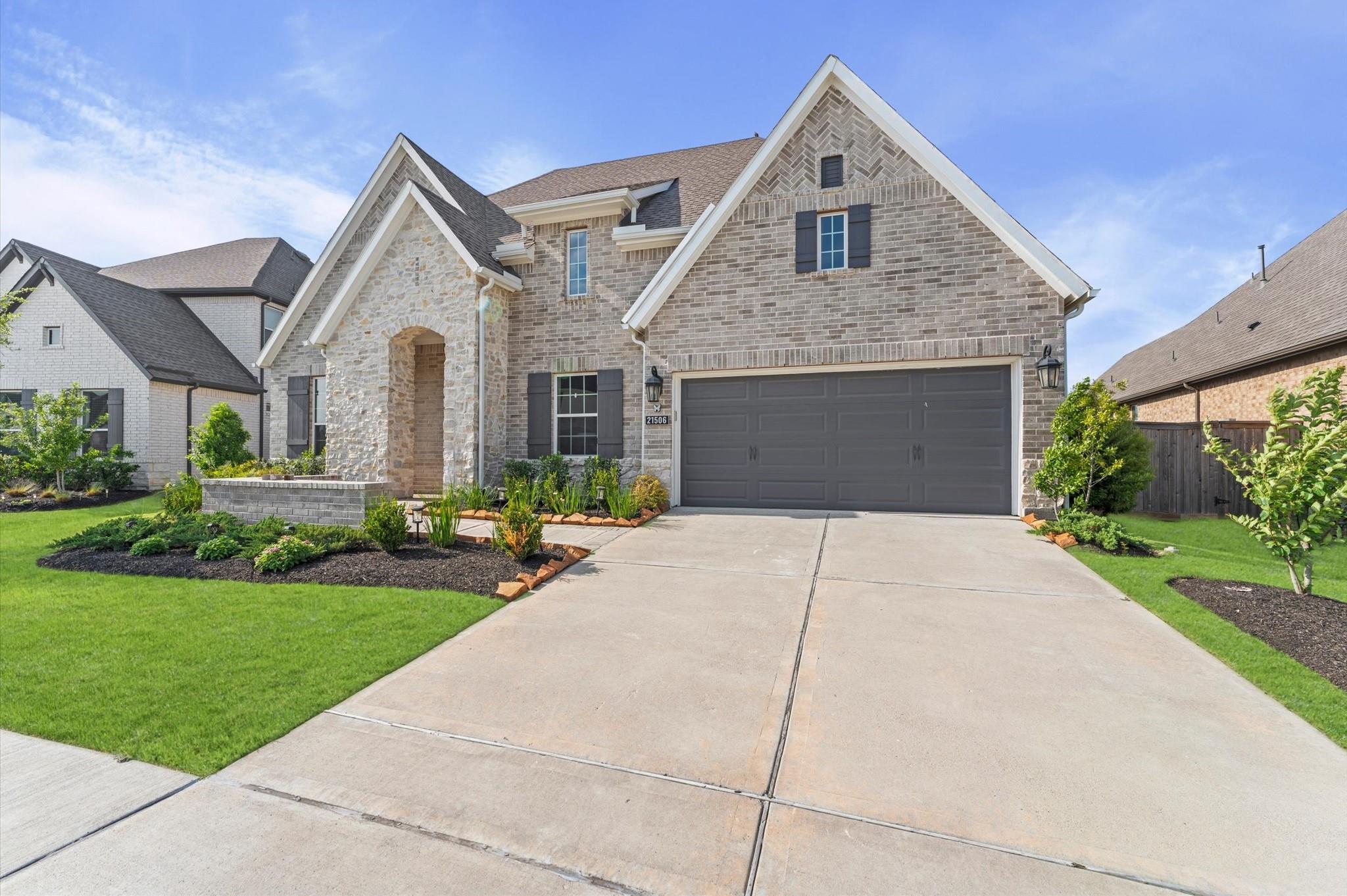 21506 Snake Herb Lane