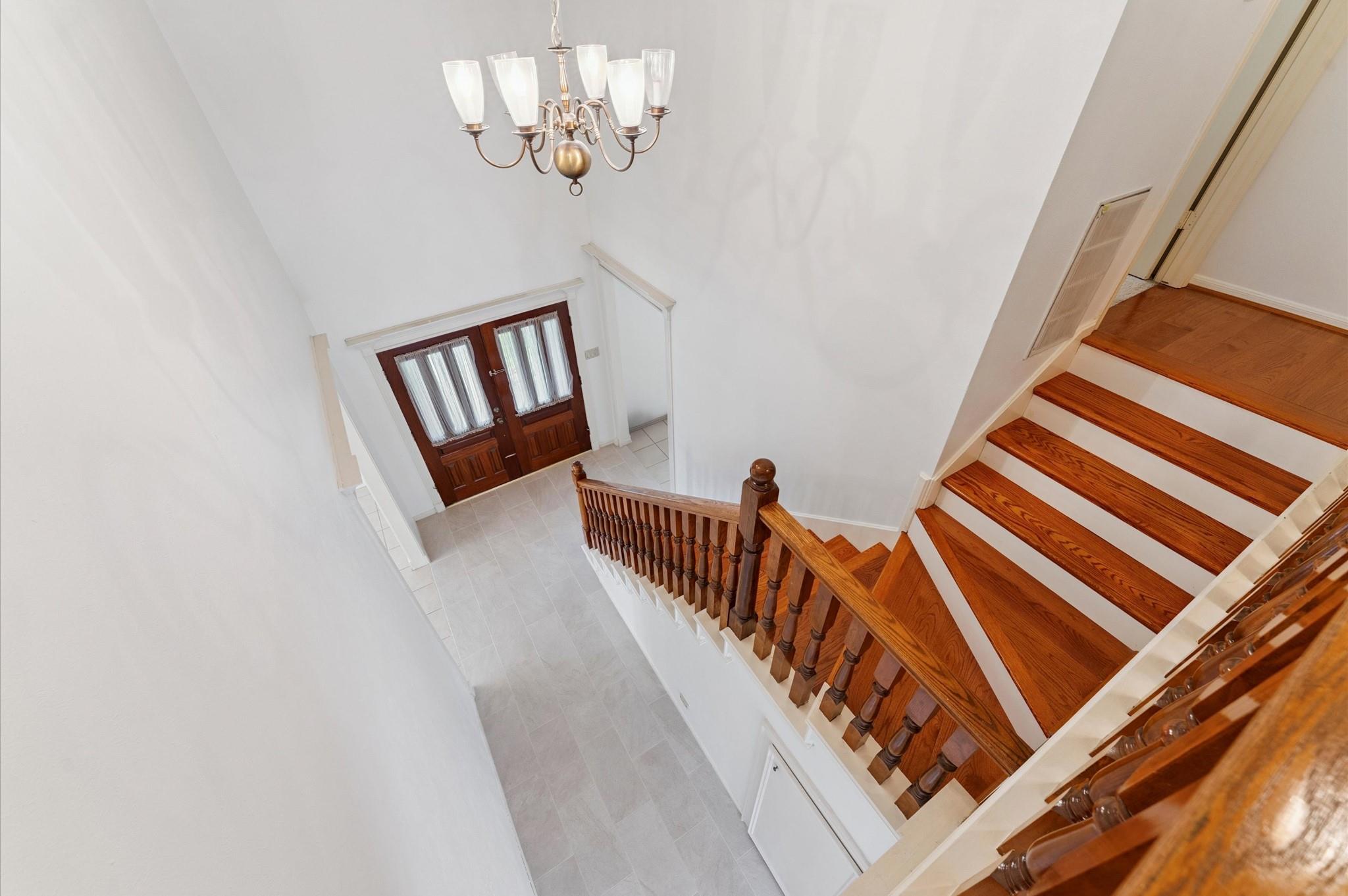 8015 Democracy Court, Spring