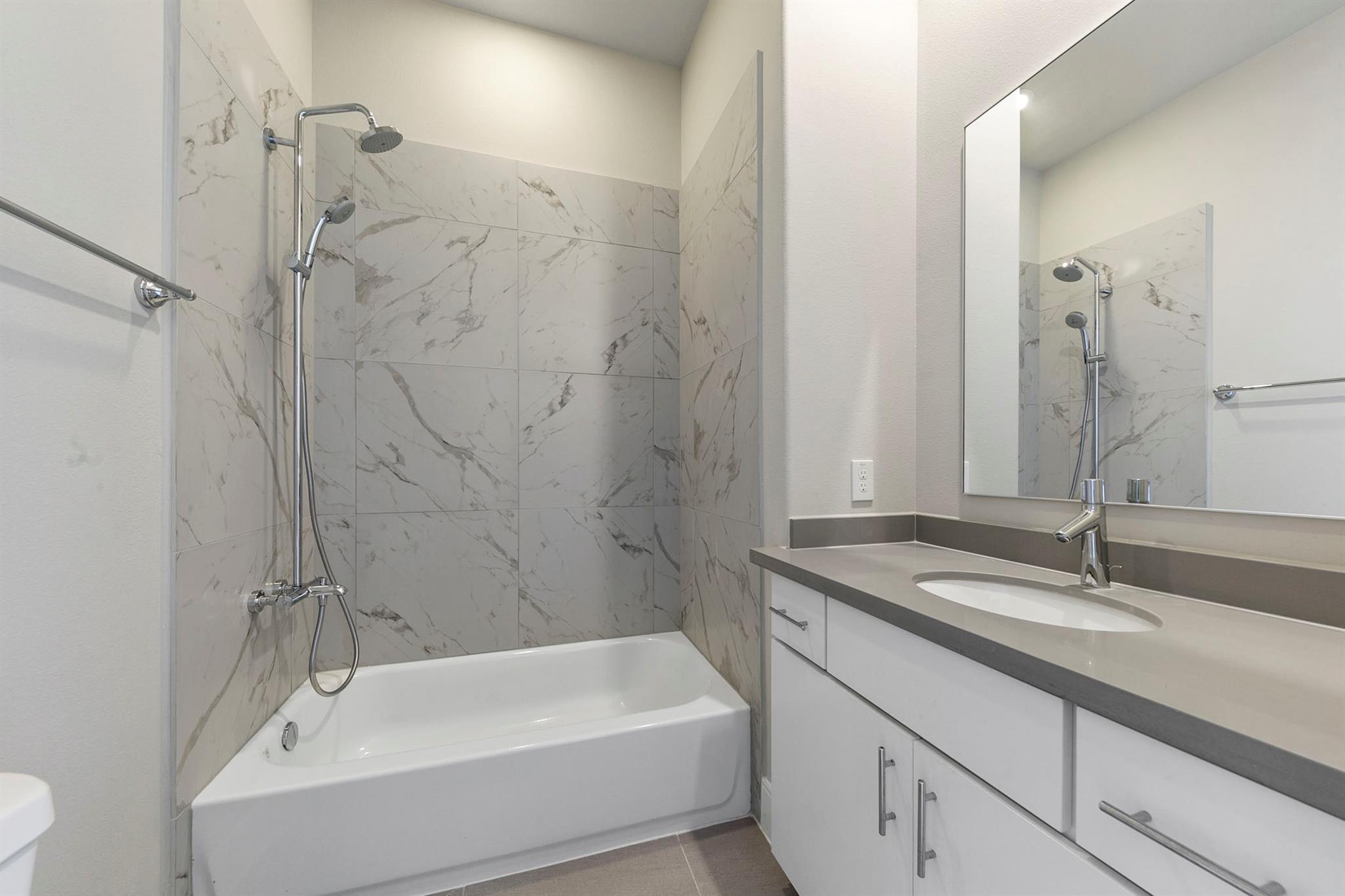 2412 Canal Street # J