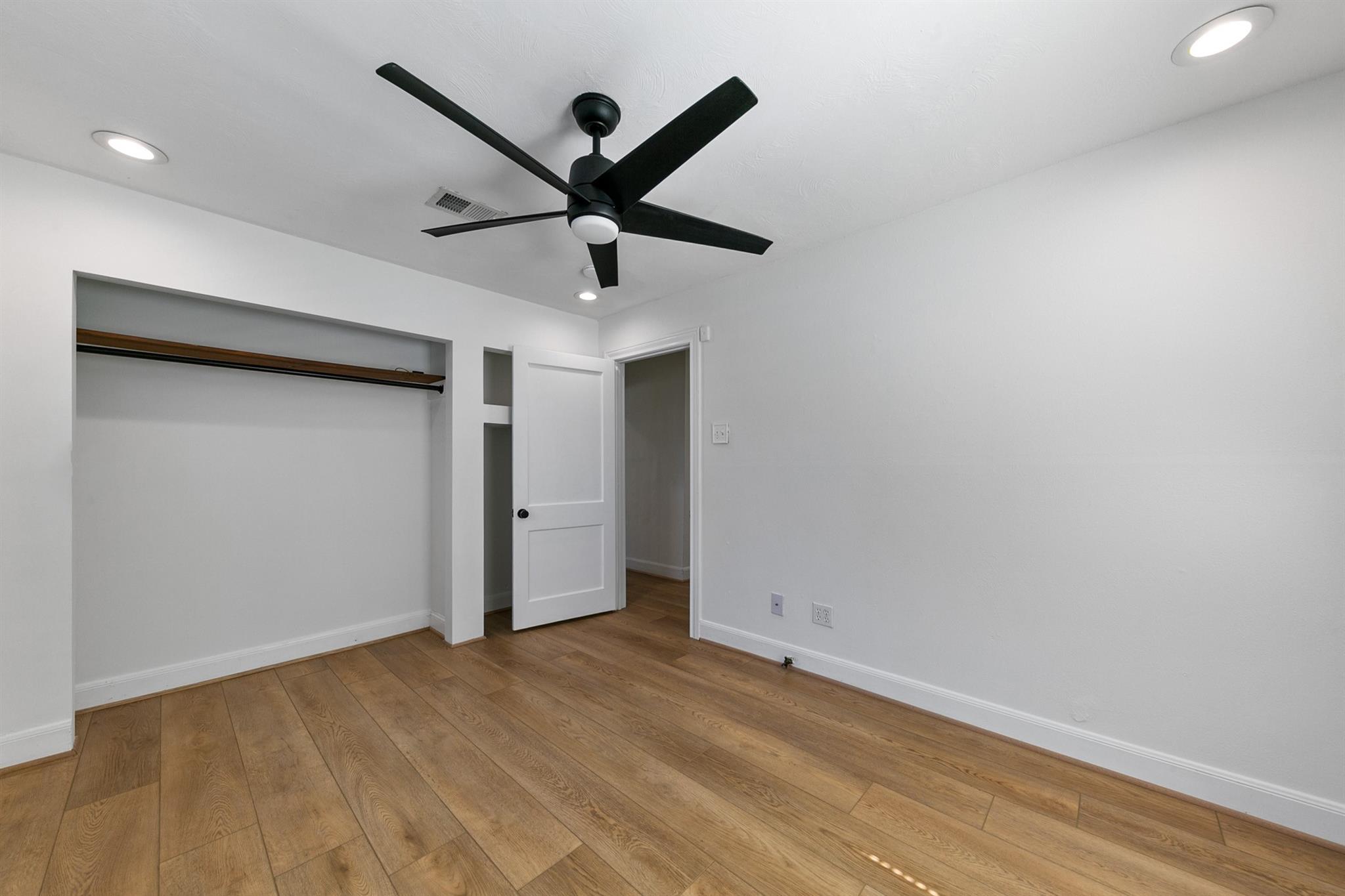 1104 W 21st Street