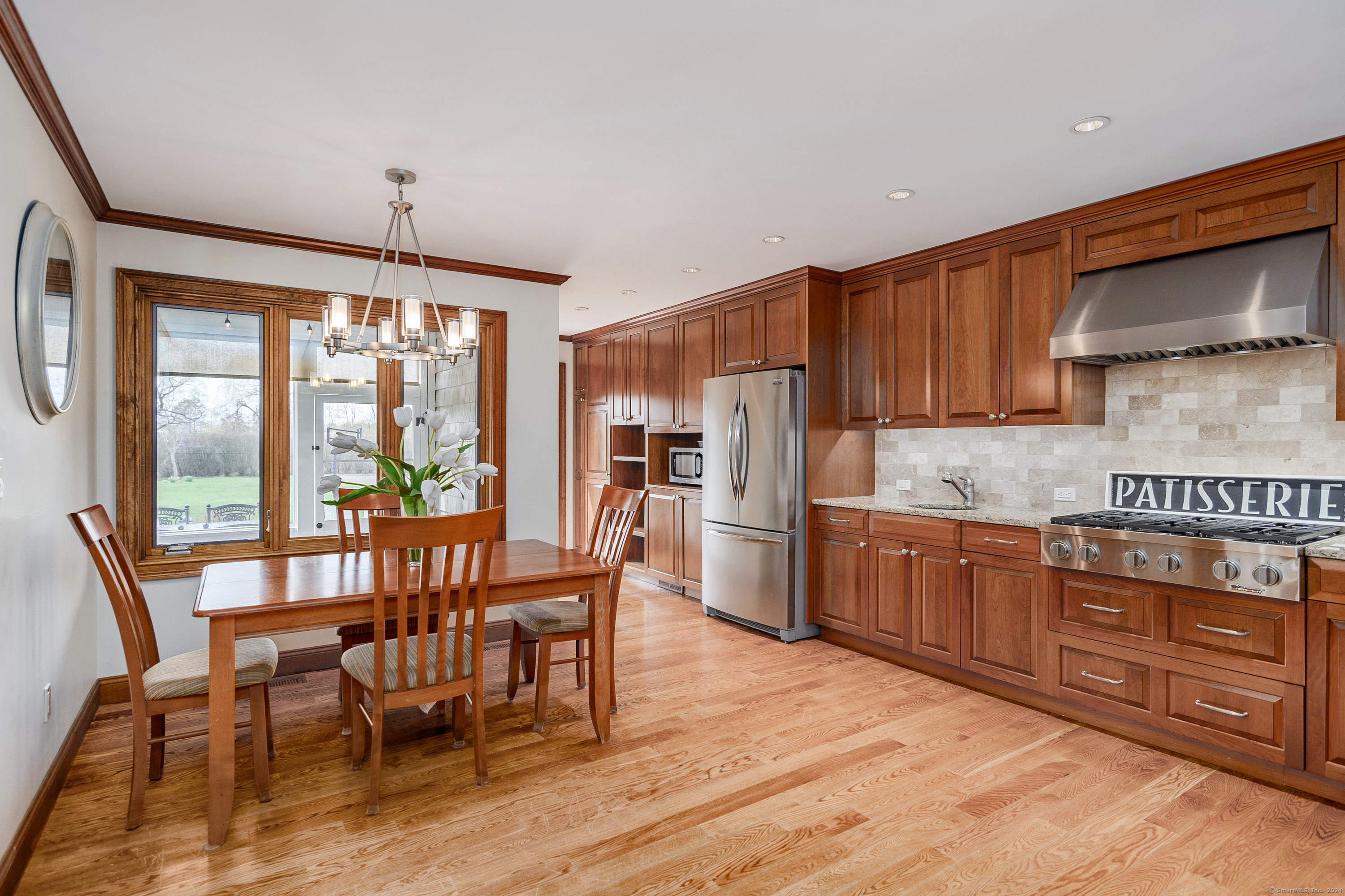 14 Rolf Drive