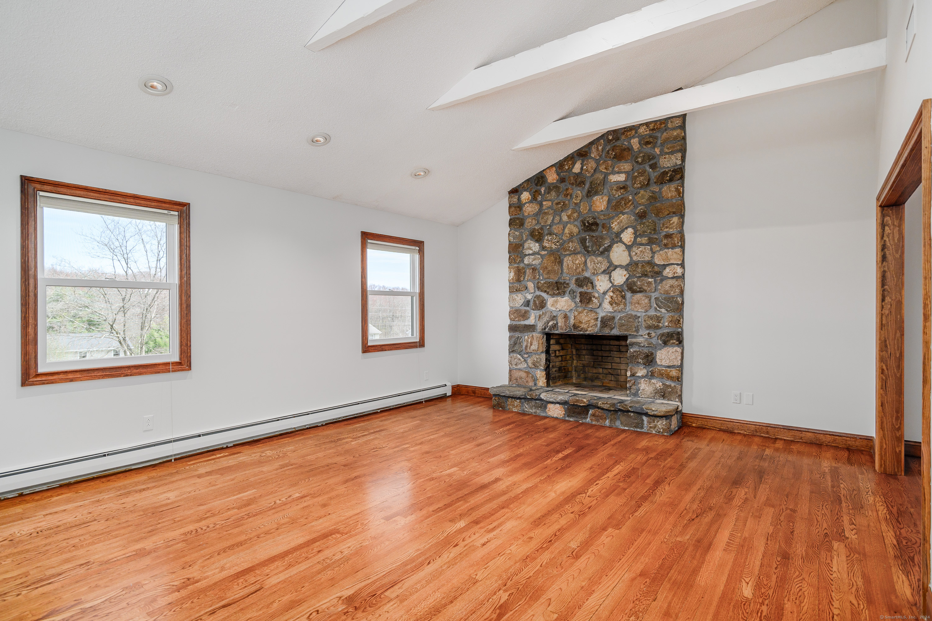 14 Rolf Drive