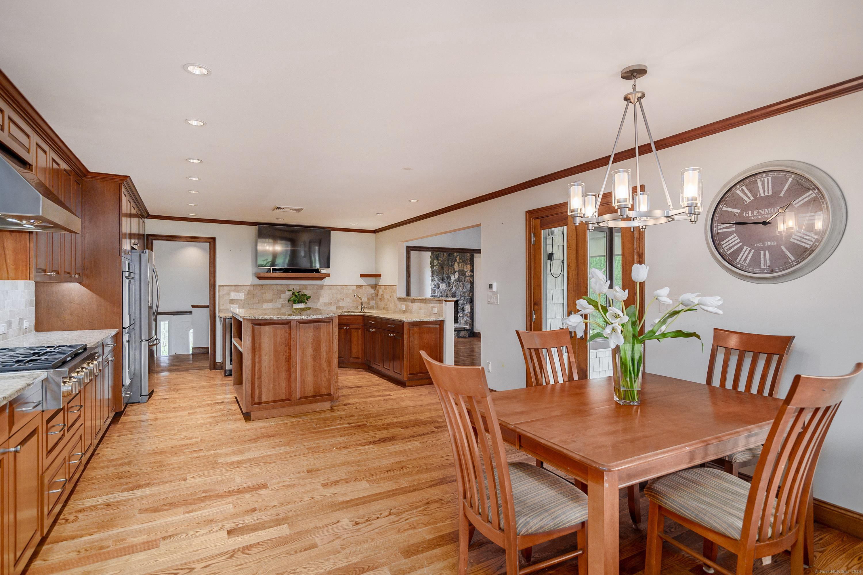 14 Rolf Drive