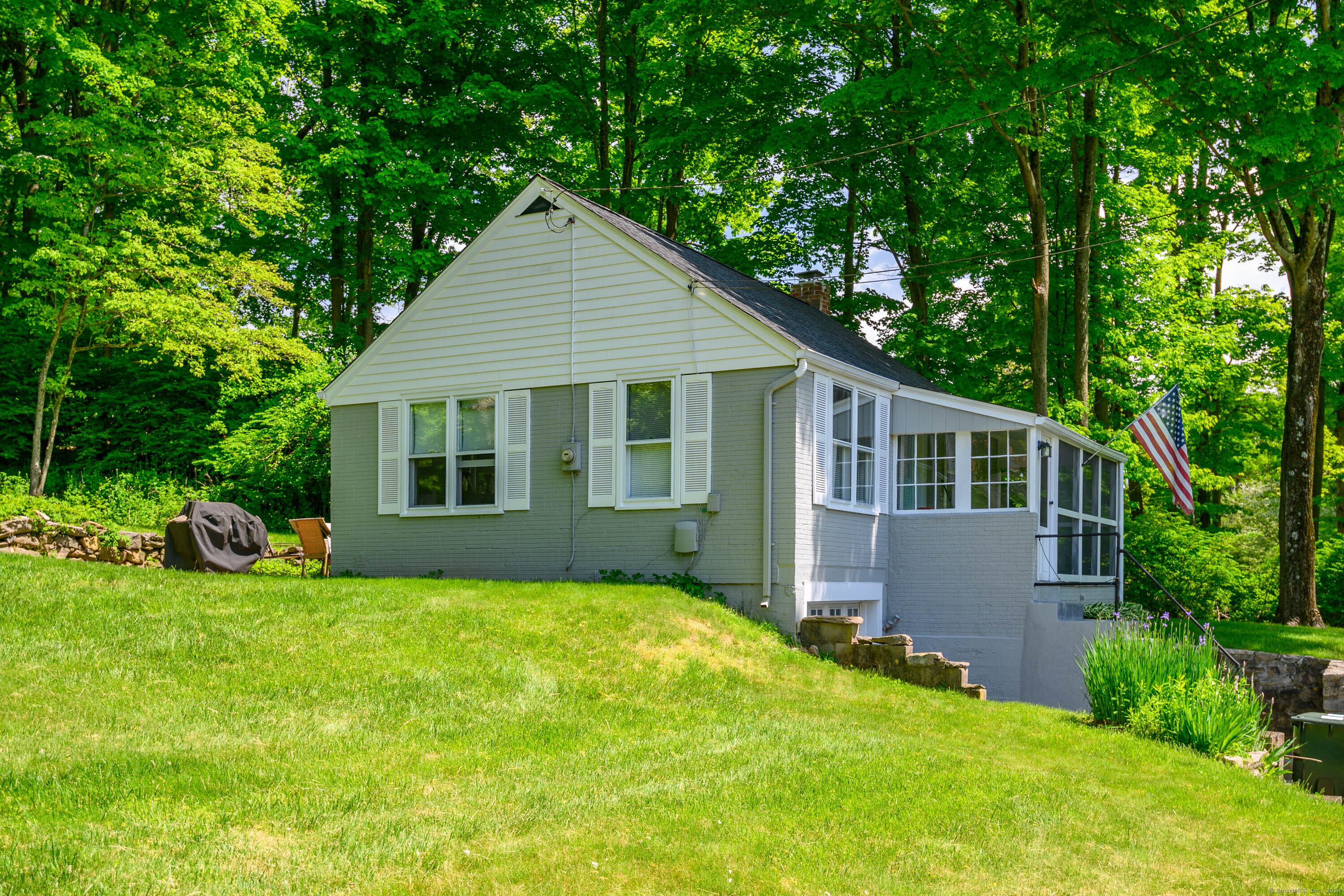 11 Flat Swamp Road