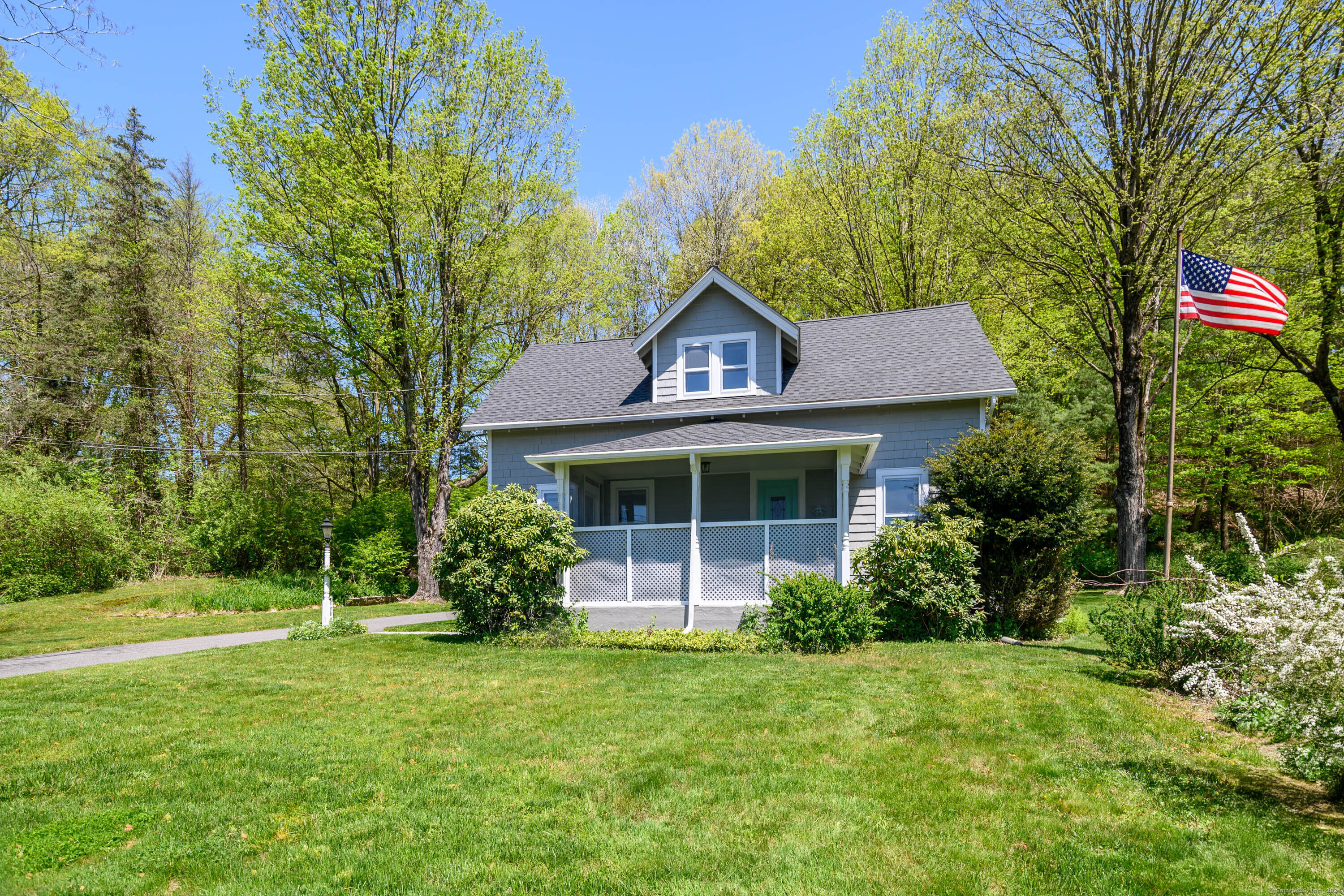 11 Flat Swamp Road