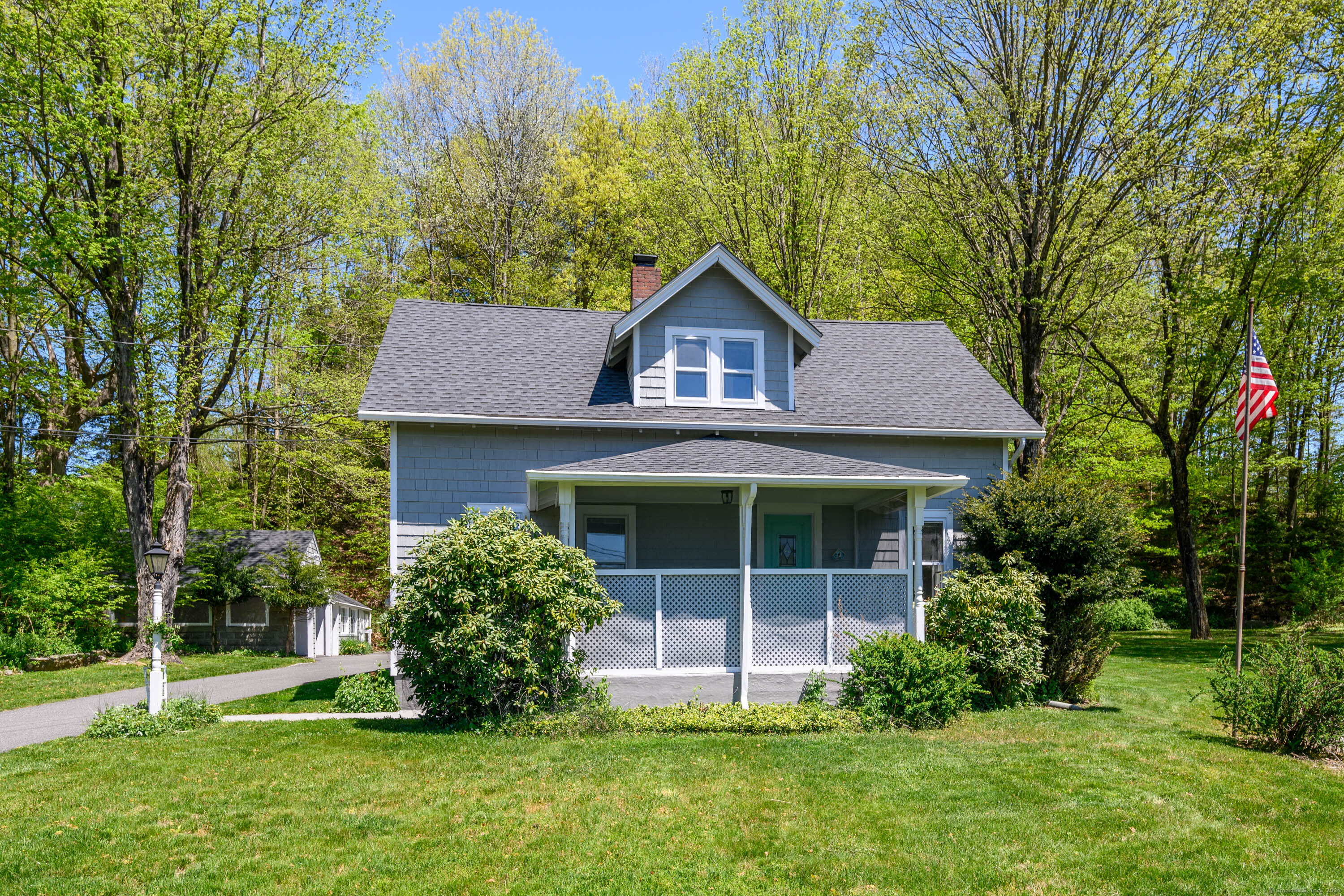 11 Flat Swamp Road