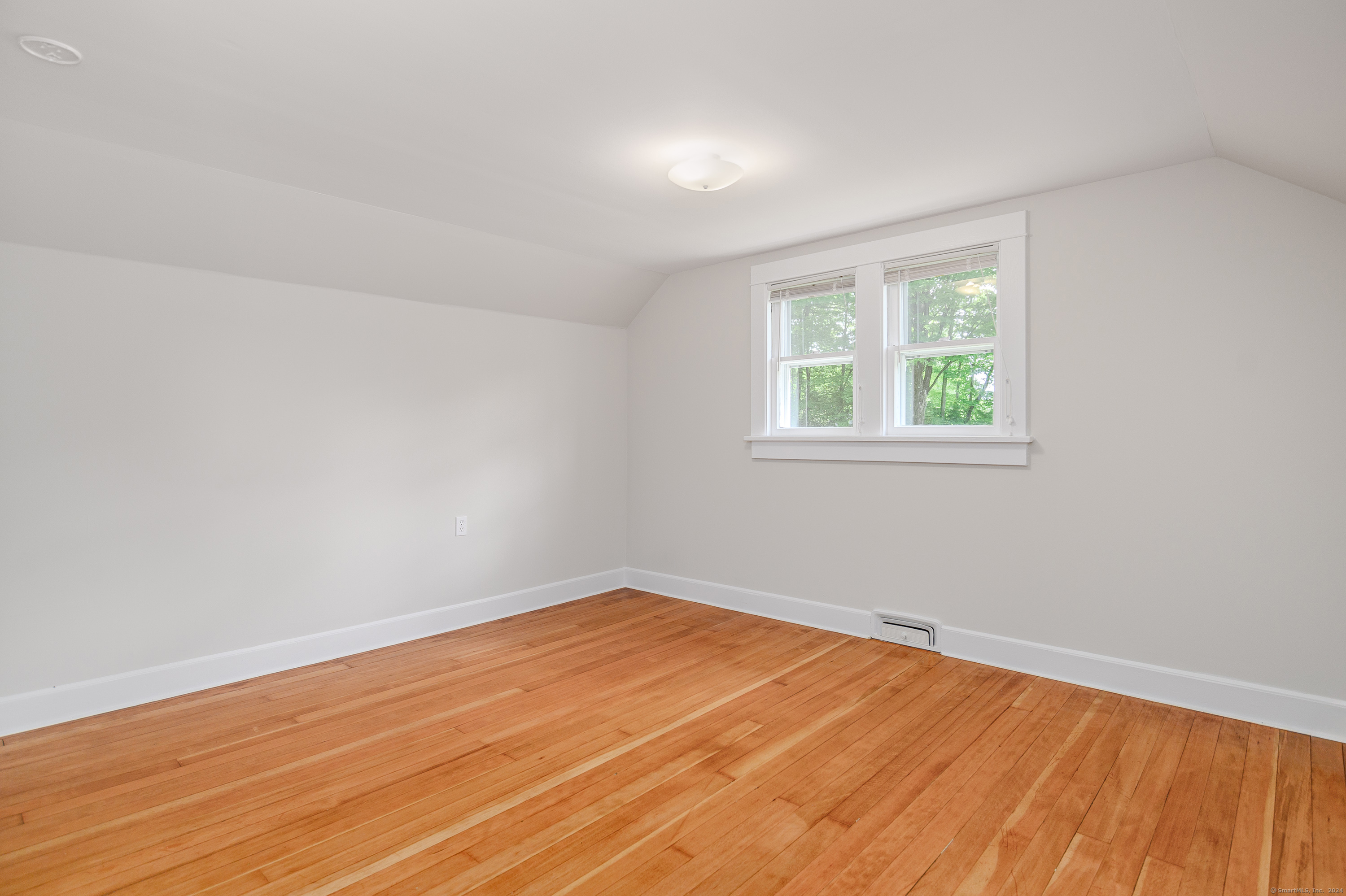 11 Flat Swamp Road