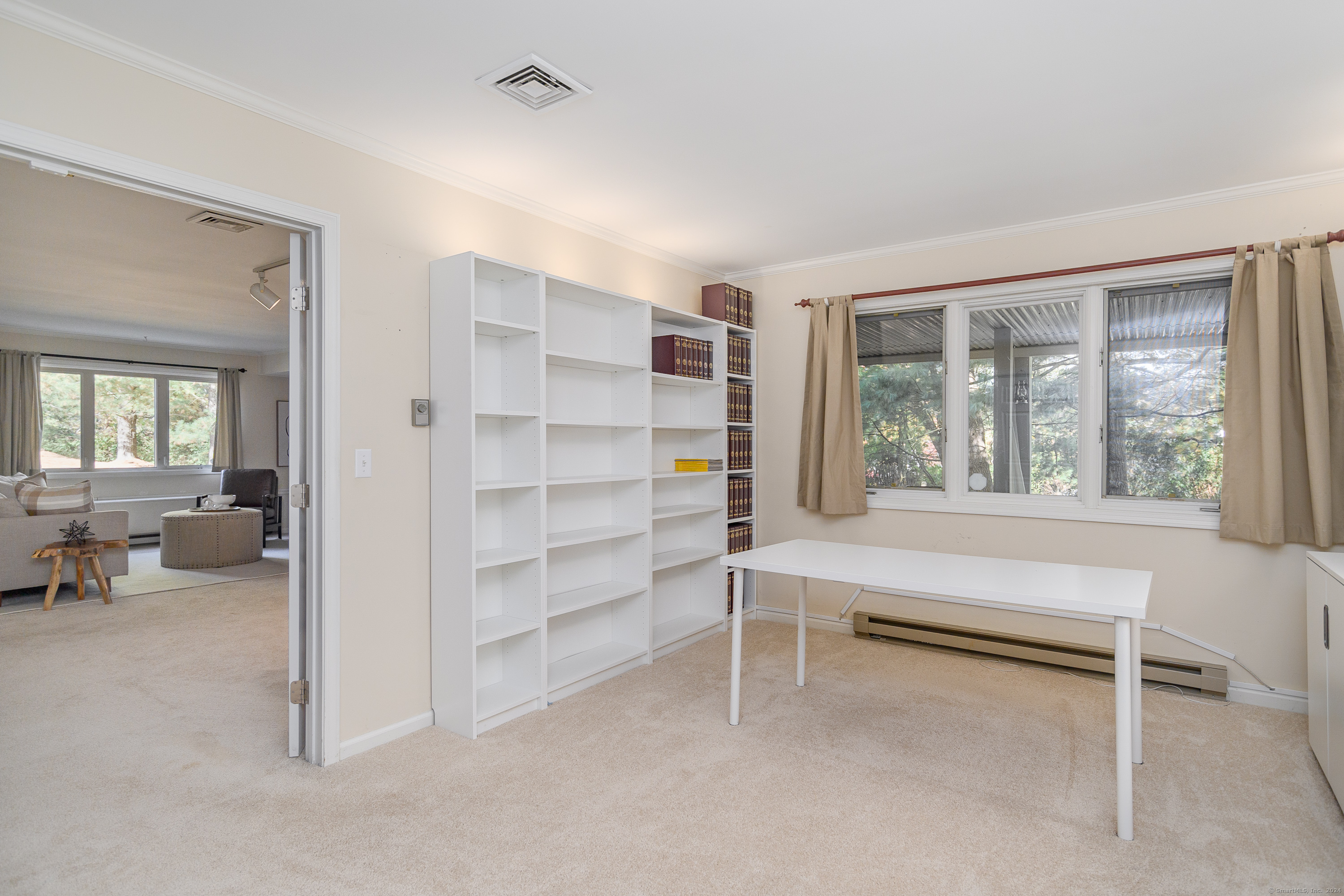 12 Boulevard Drive 36-192